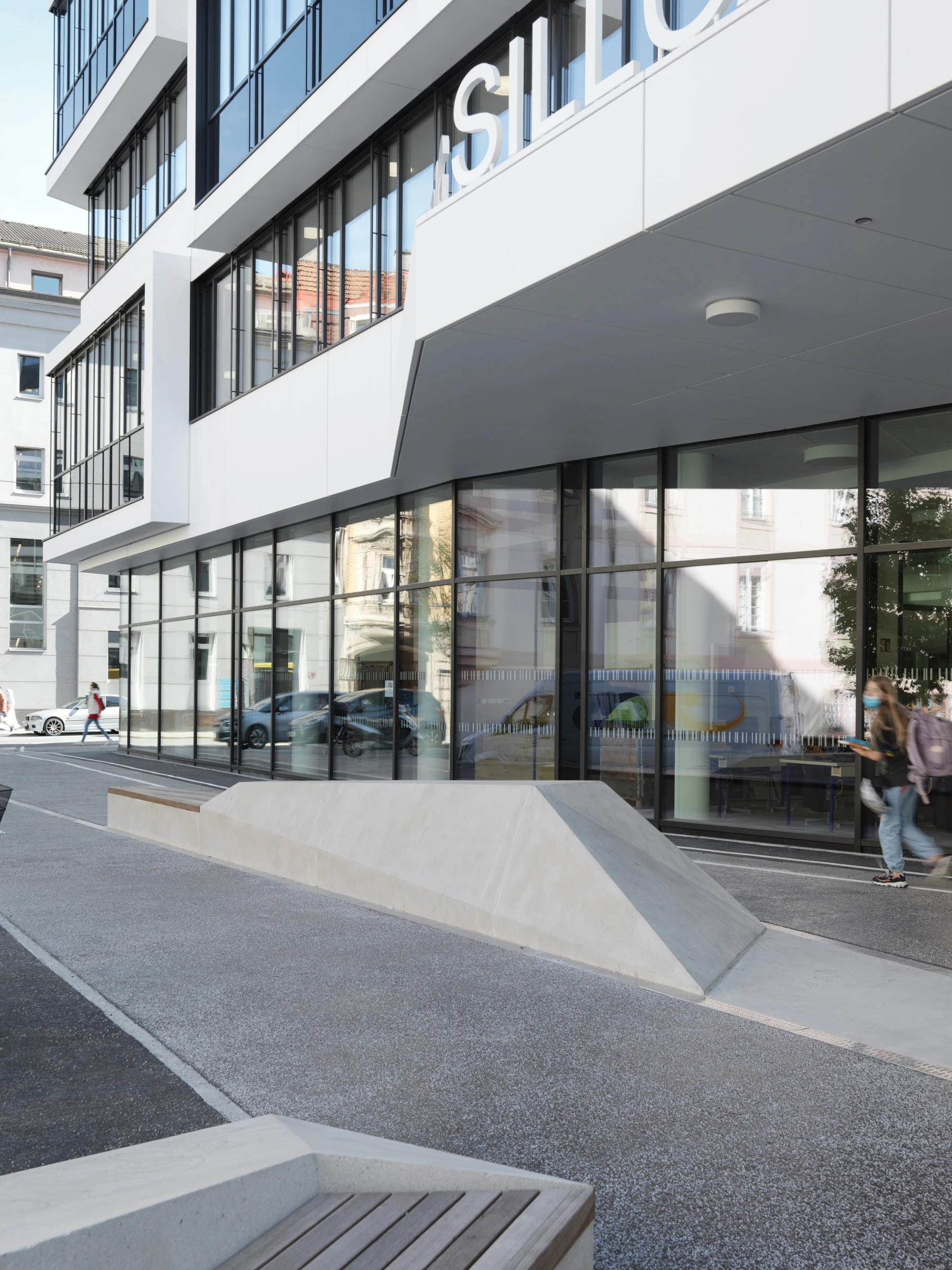 Kein Alt-Text zur Verfügung gestellt.