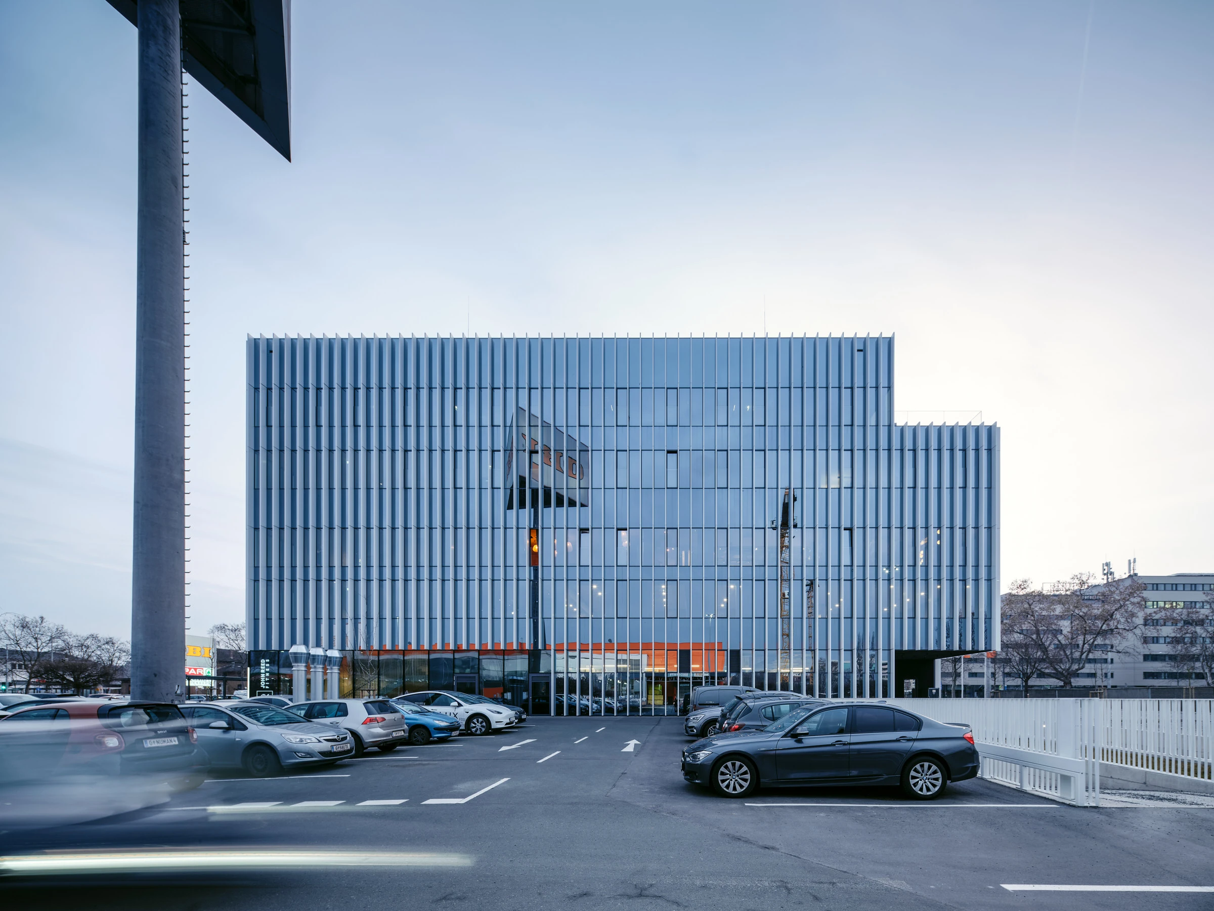 Kein Alt-Text zur Verfügung gestellt.