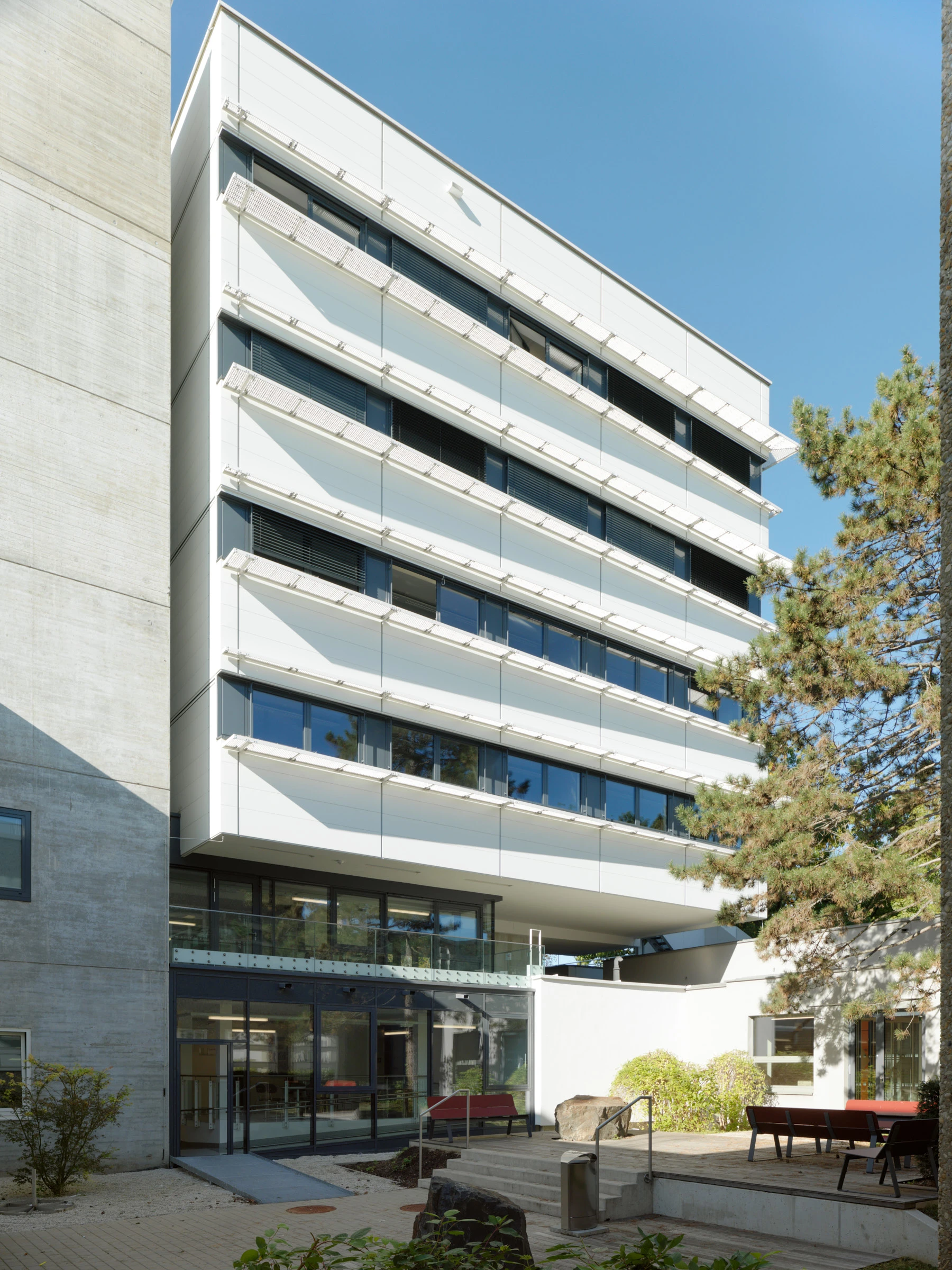 Kein Alt-Text zur Verfügung gestellt.