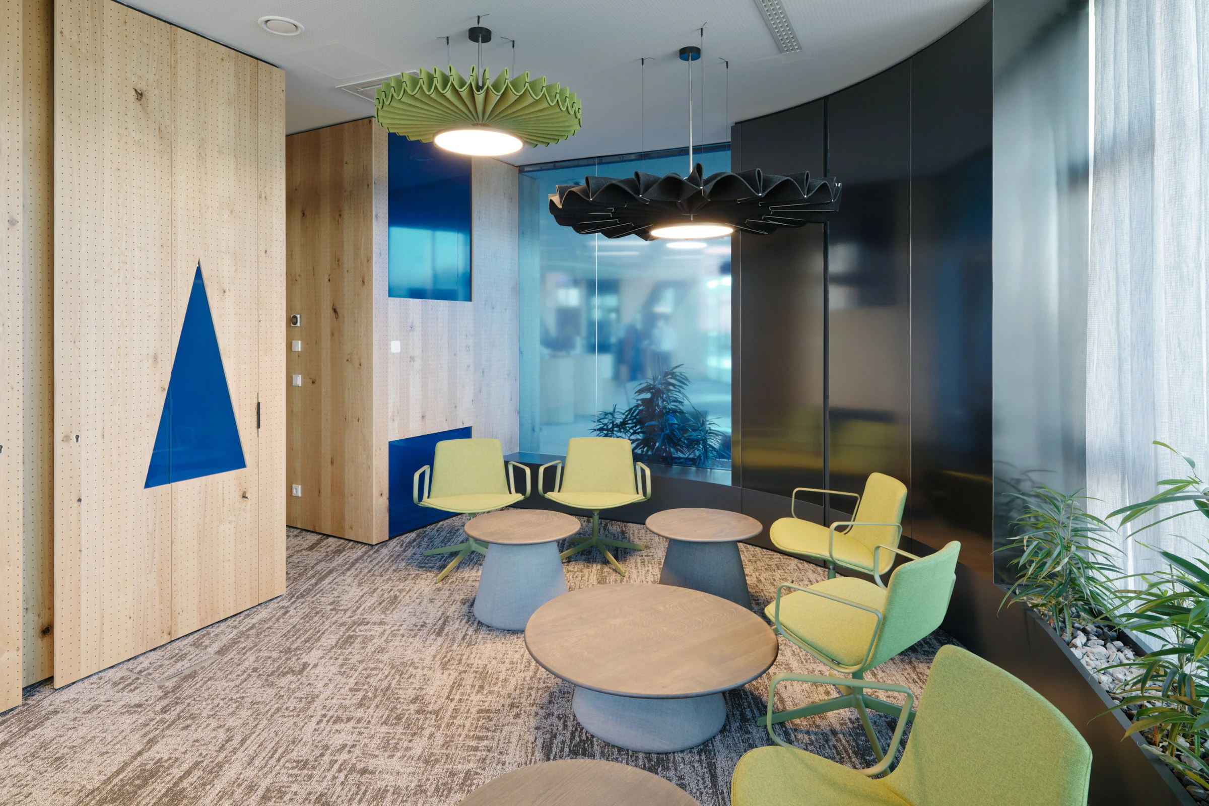 Kein Alt-Text zur Verfügung gestellt.