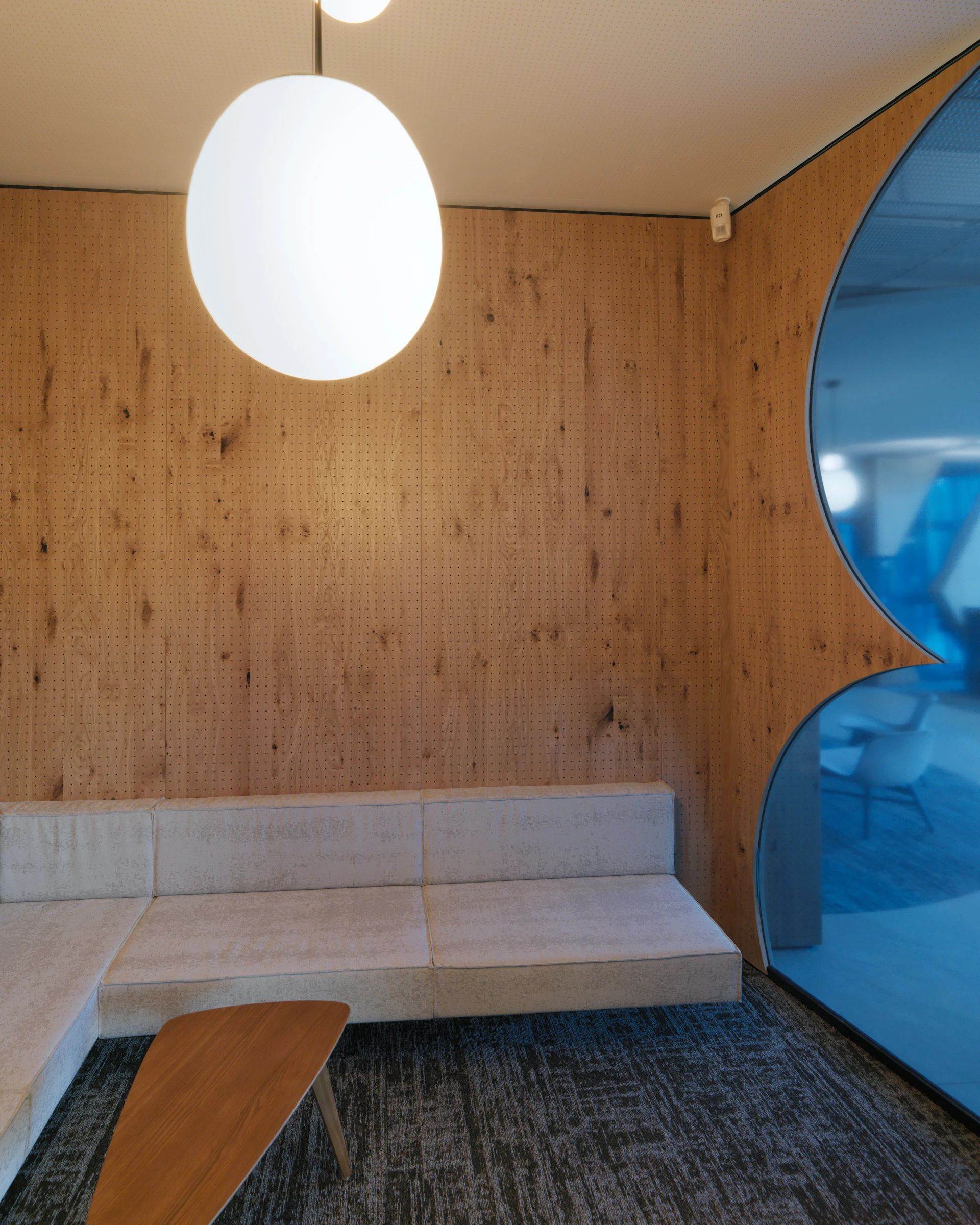 Kein Alt-Text zur Verfügung gestellt.