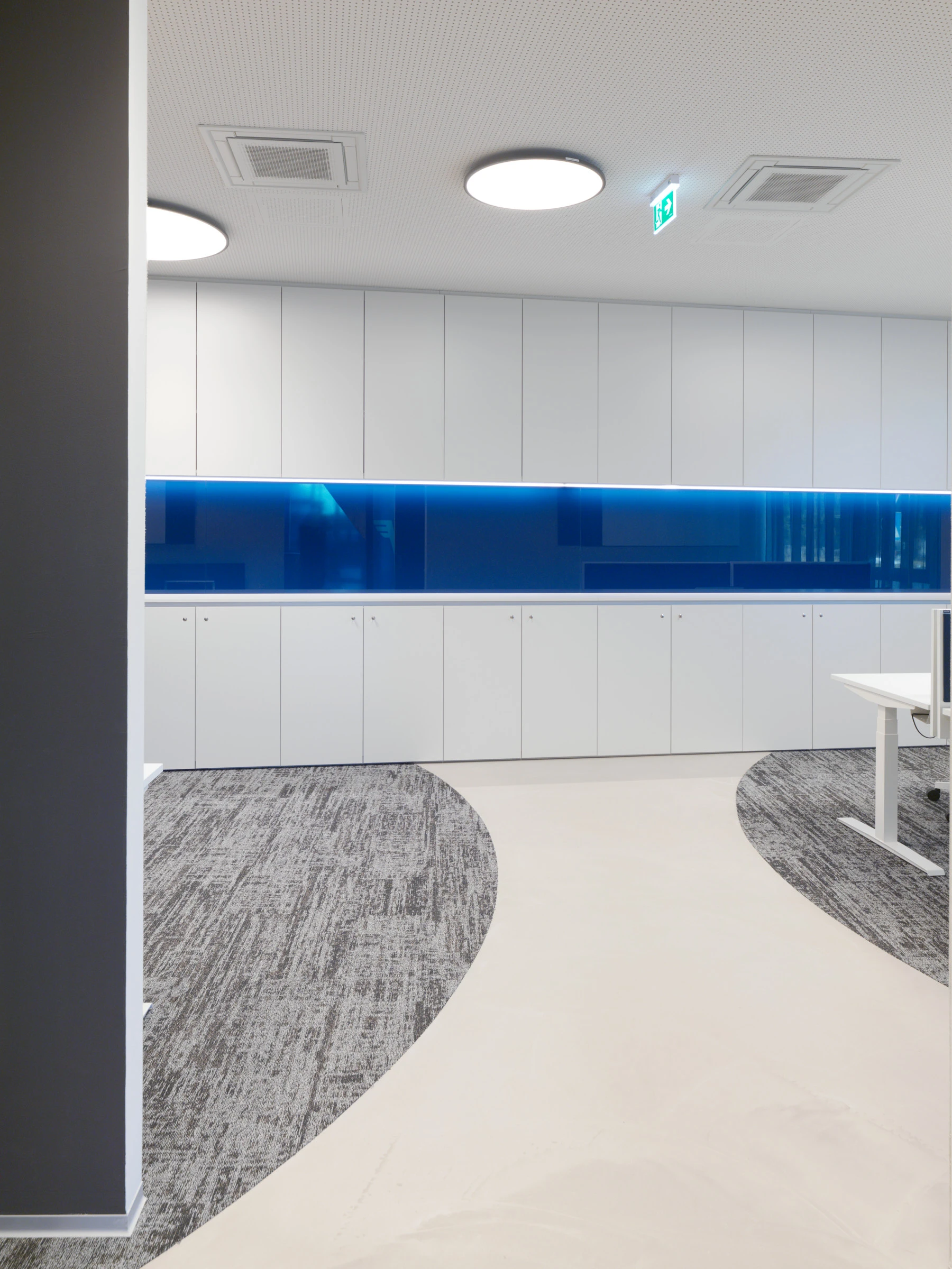 Kein Alt-Text zur Verfügung gestellt.