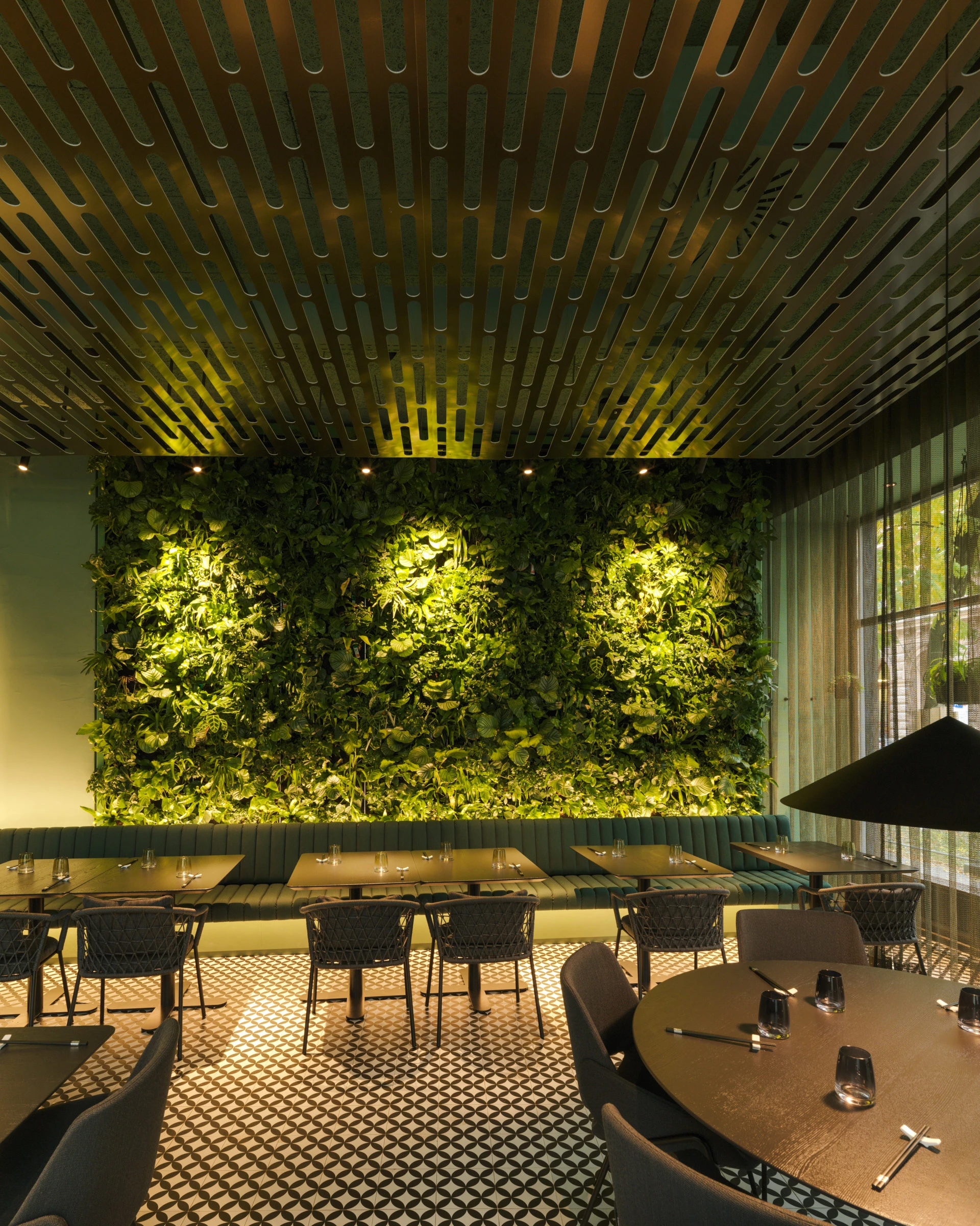 Kein Alt-Text zur Verfügung gestellt.