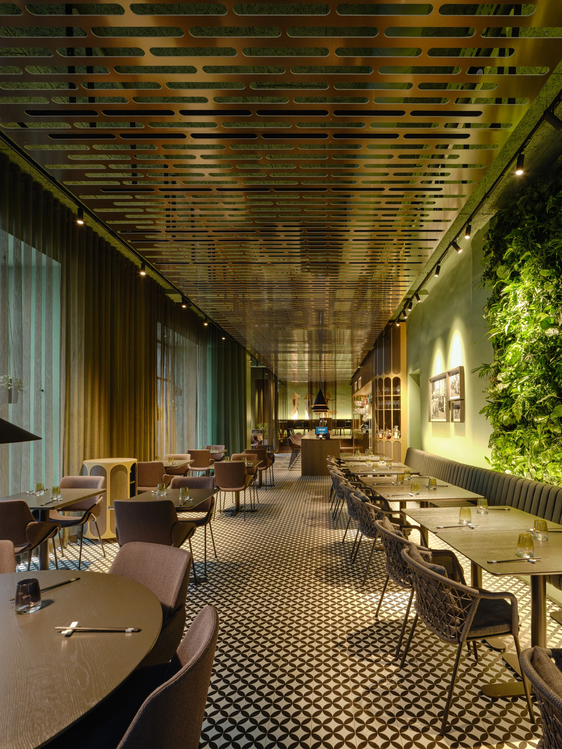 Kein Alt-Text zur Verfügung gestellt.