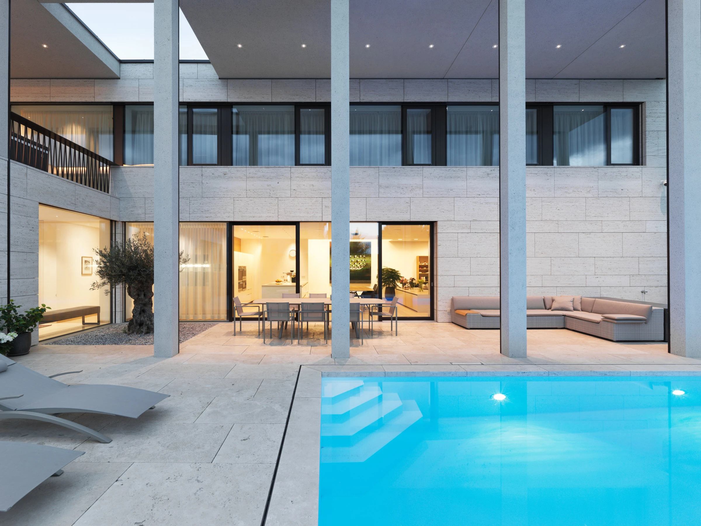 Kein Alt-Text zur Verfügung gestellt.