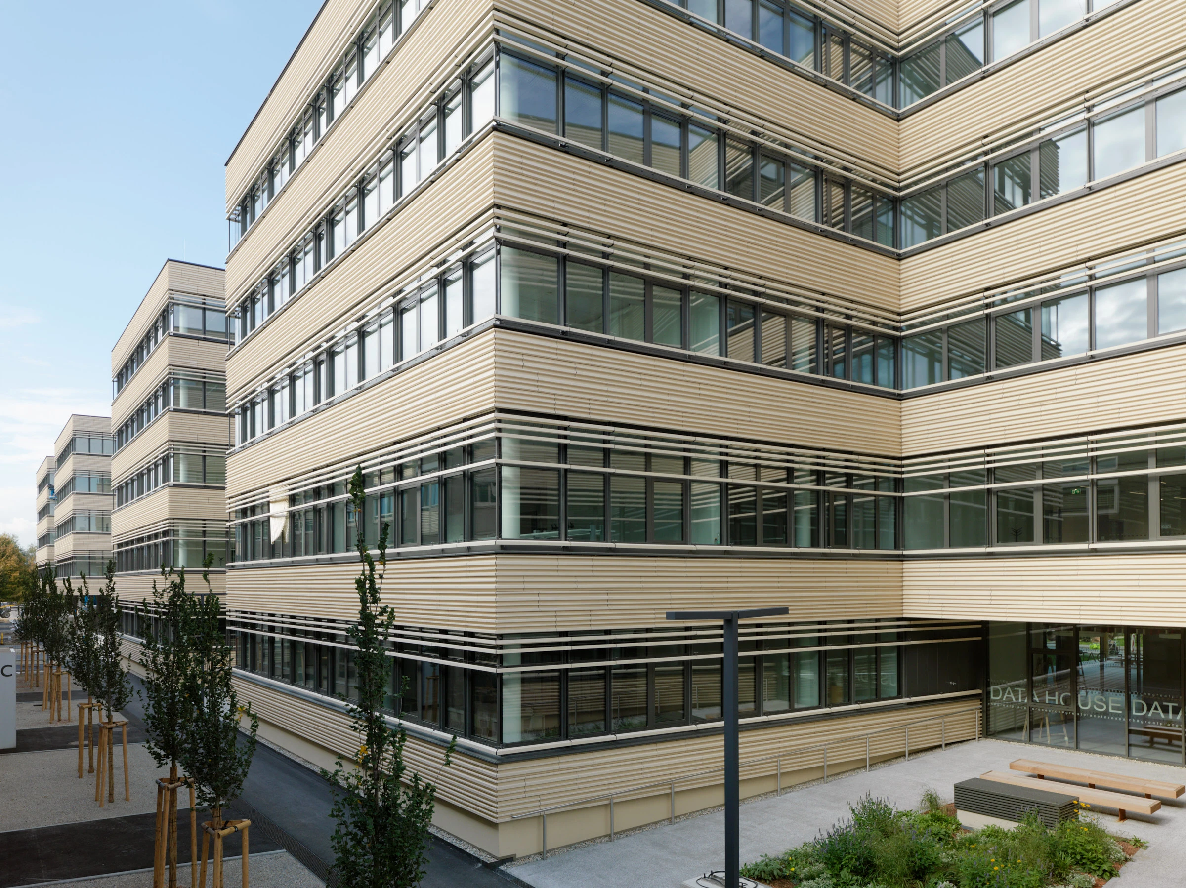 Kein Alt-Text zur Verfügung gestellt.