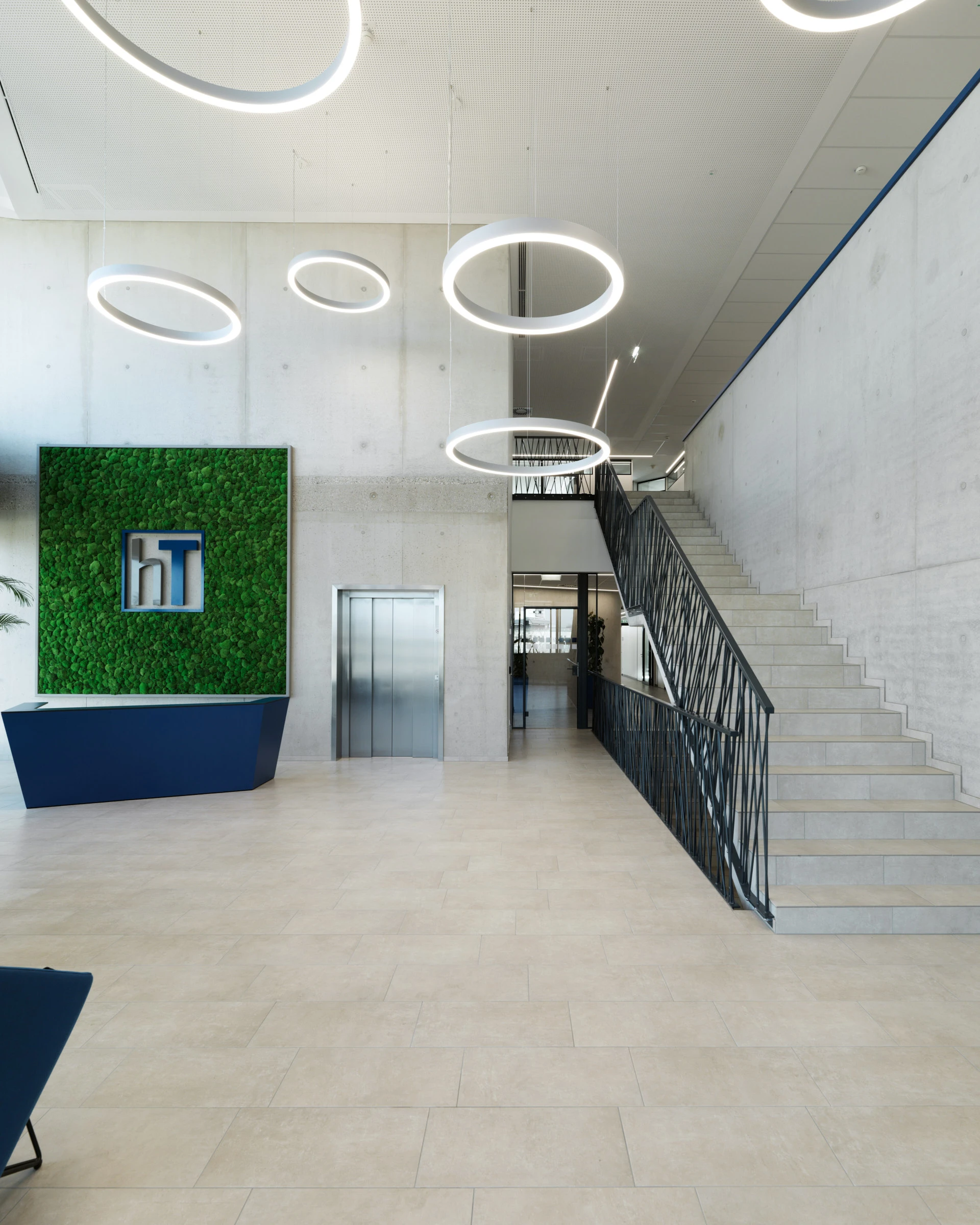 Kein Alt-Text zur Verfügung gestellt.