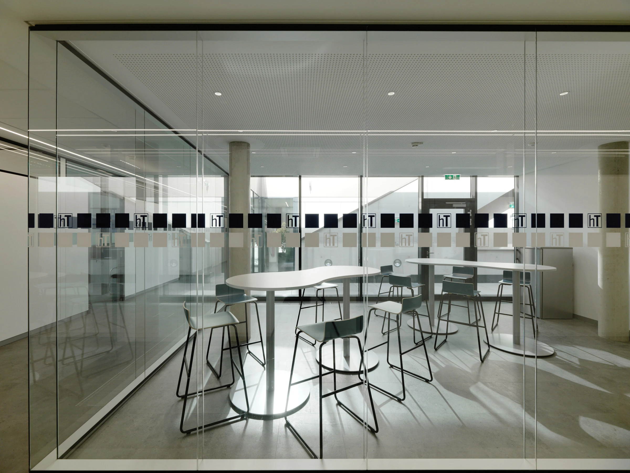 Kein Alt-Text zur Verfügung gestellt.