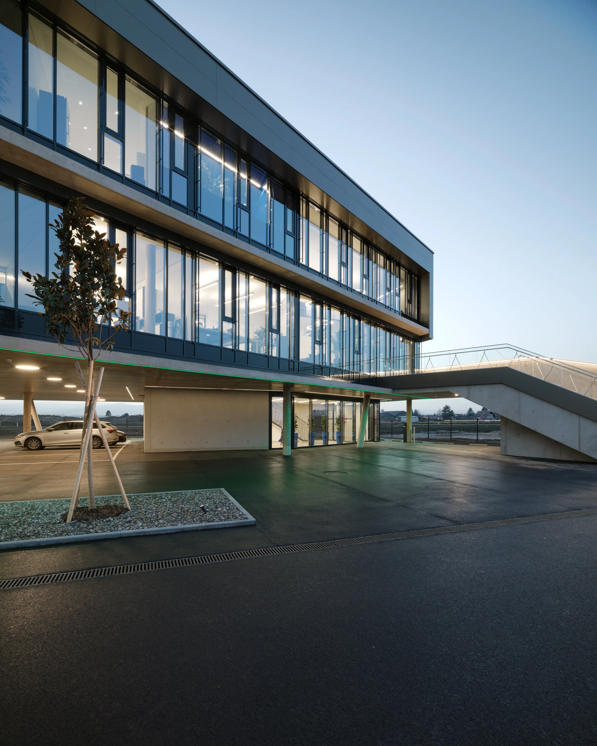 Kein Alt-Text zur Verfügung gestellt.