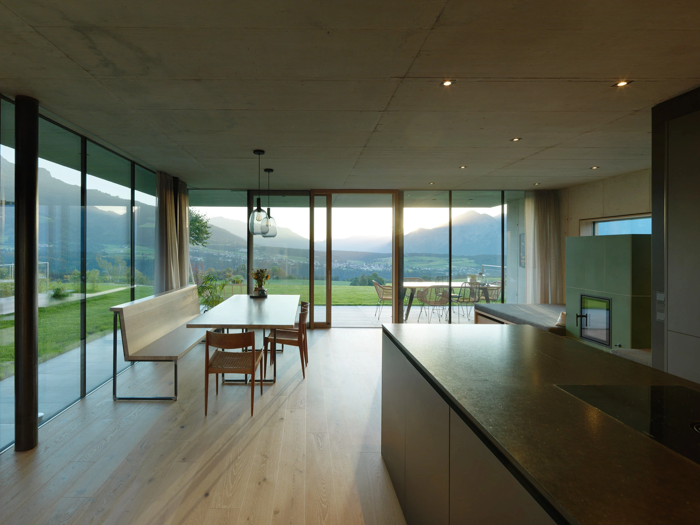 Kein Alt-Text zur Verfügung gestellt.