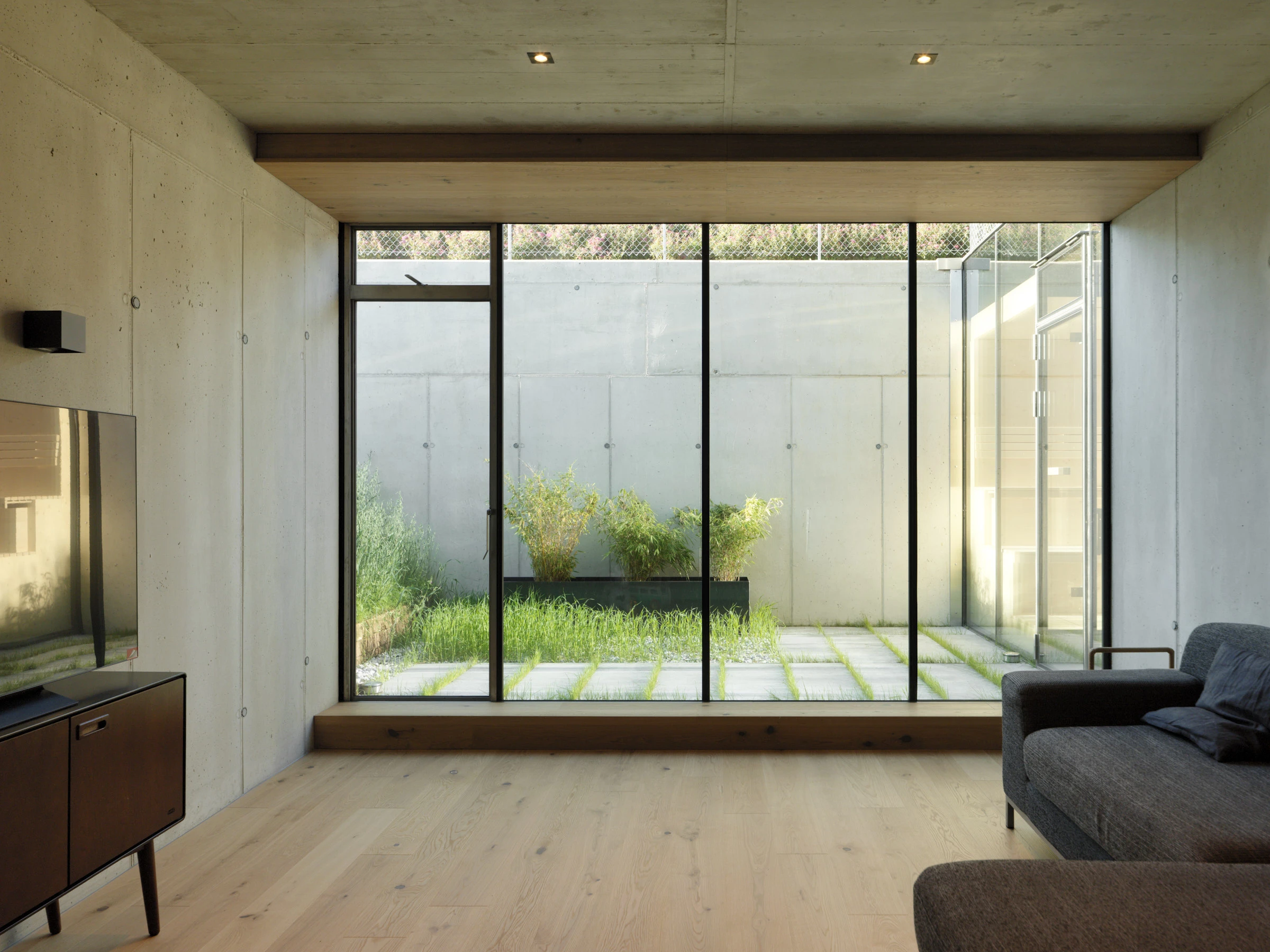 Kein Alt-Text zur Verfügung gestellt.