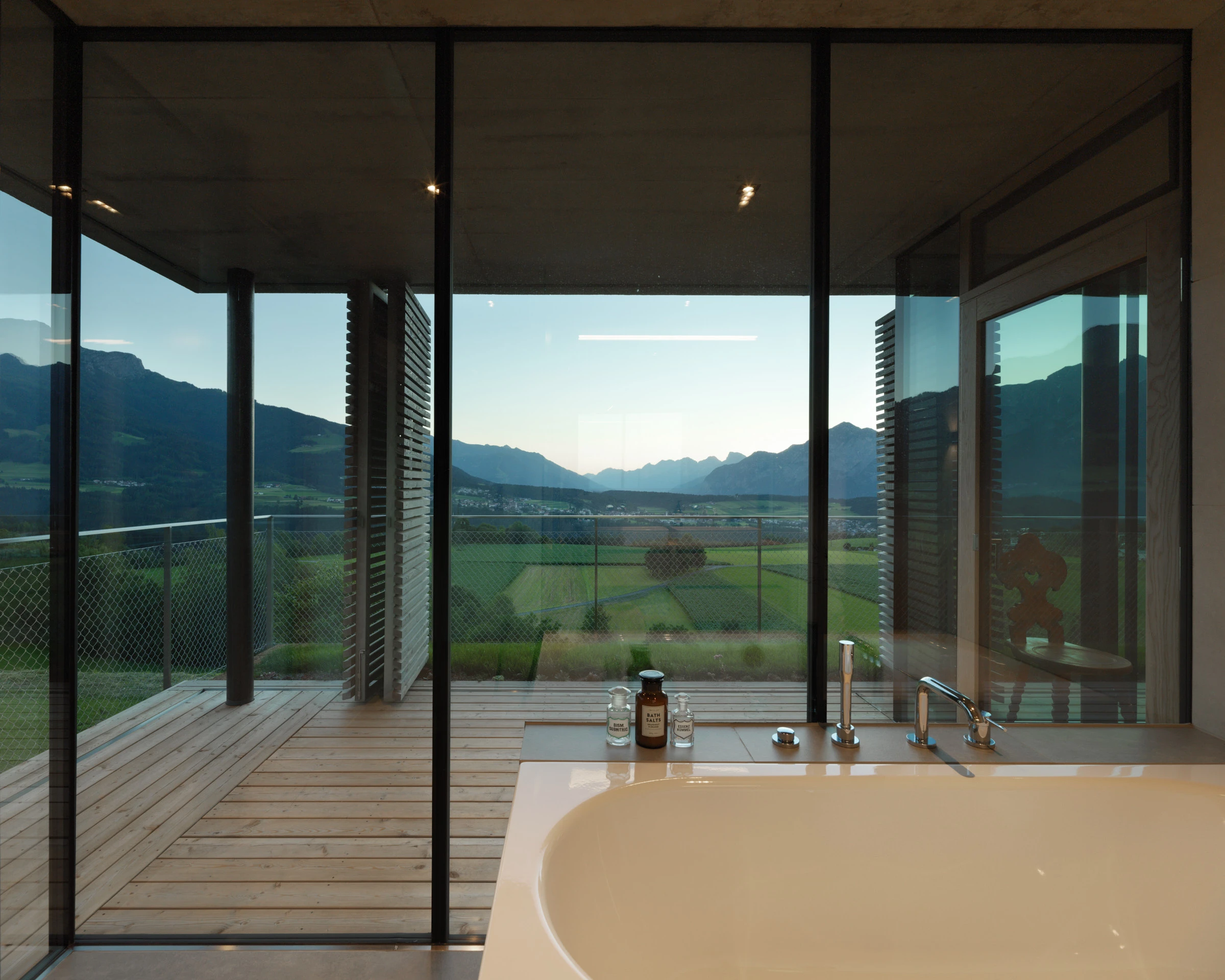 Kein Alt-Text zur Verfügung gestellt.