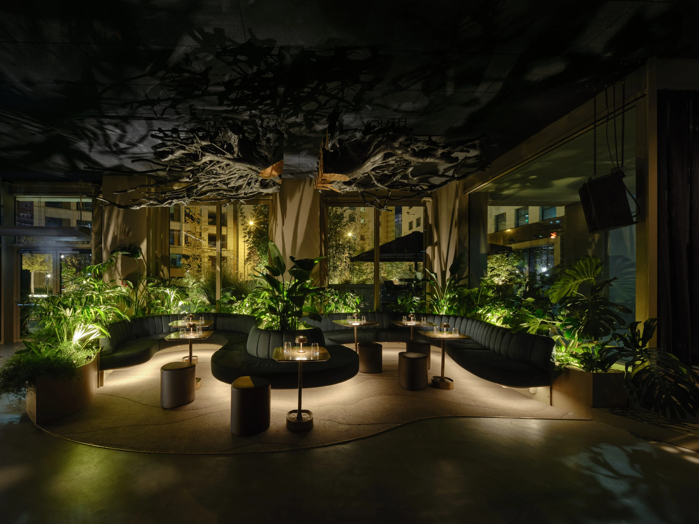 Kein Alt-Text zur Verfügung gestellt.