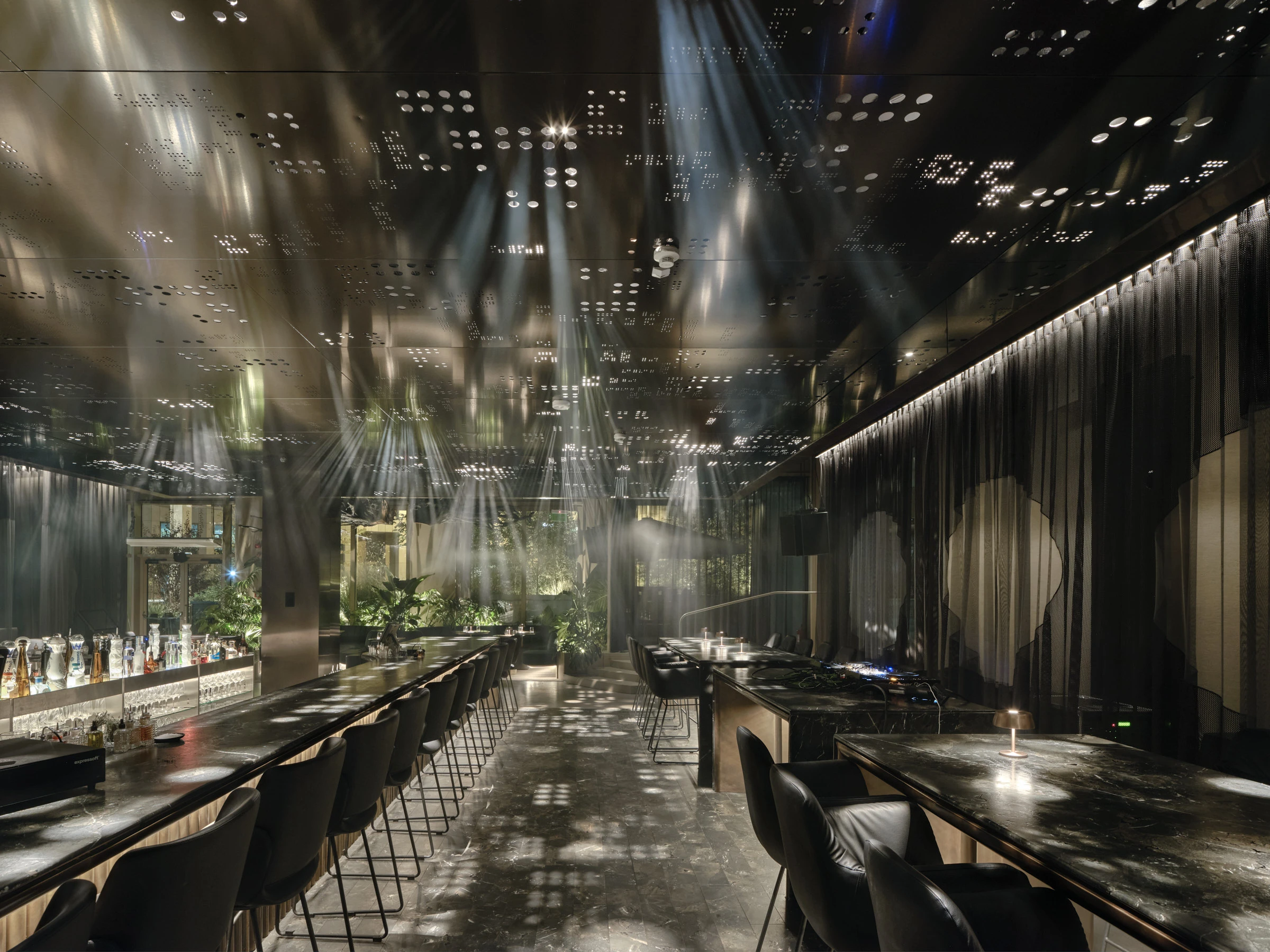 Kein Alt-Text zur Verfügung gestellt.