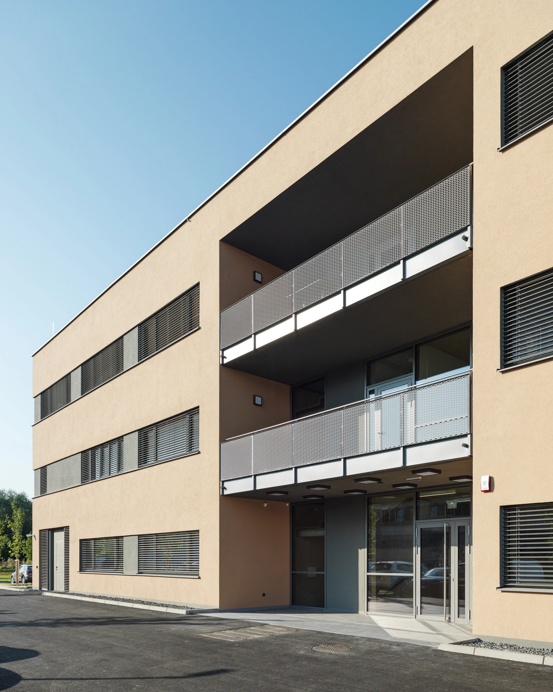 Kein Alt-Text zur Verfügung gestellt.