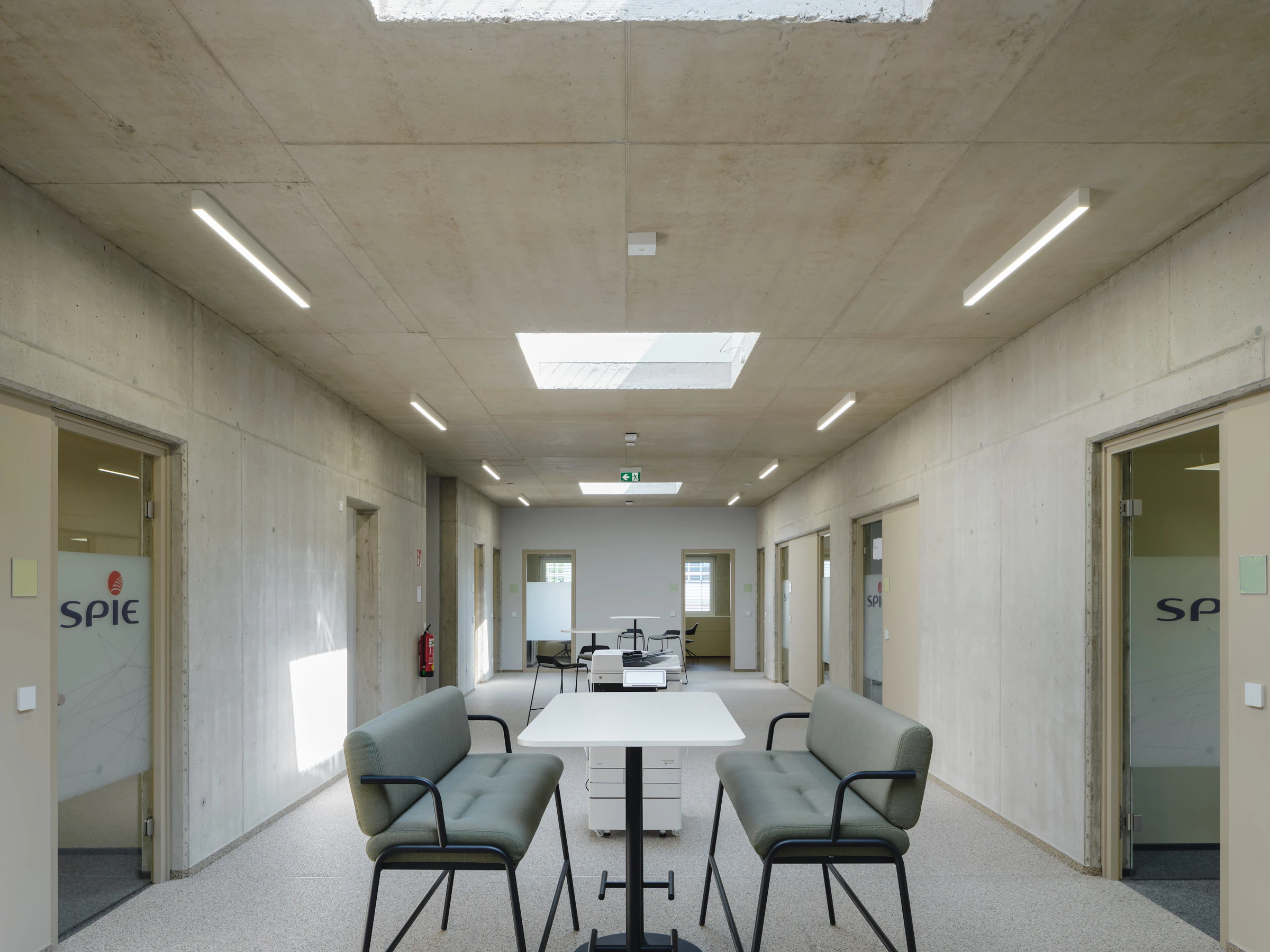 Kein Alt-Text zur Verfügung gestellt.