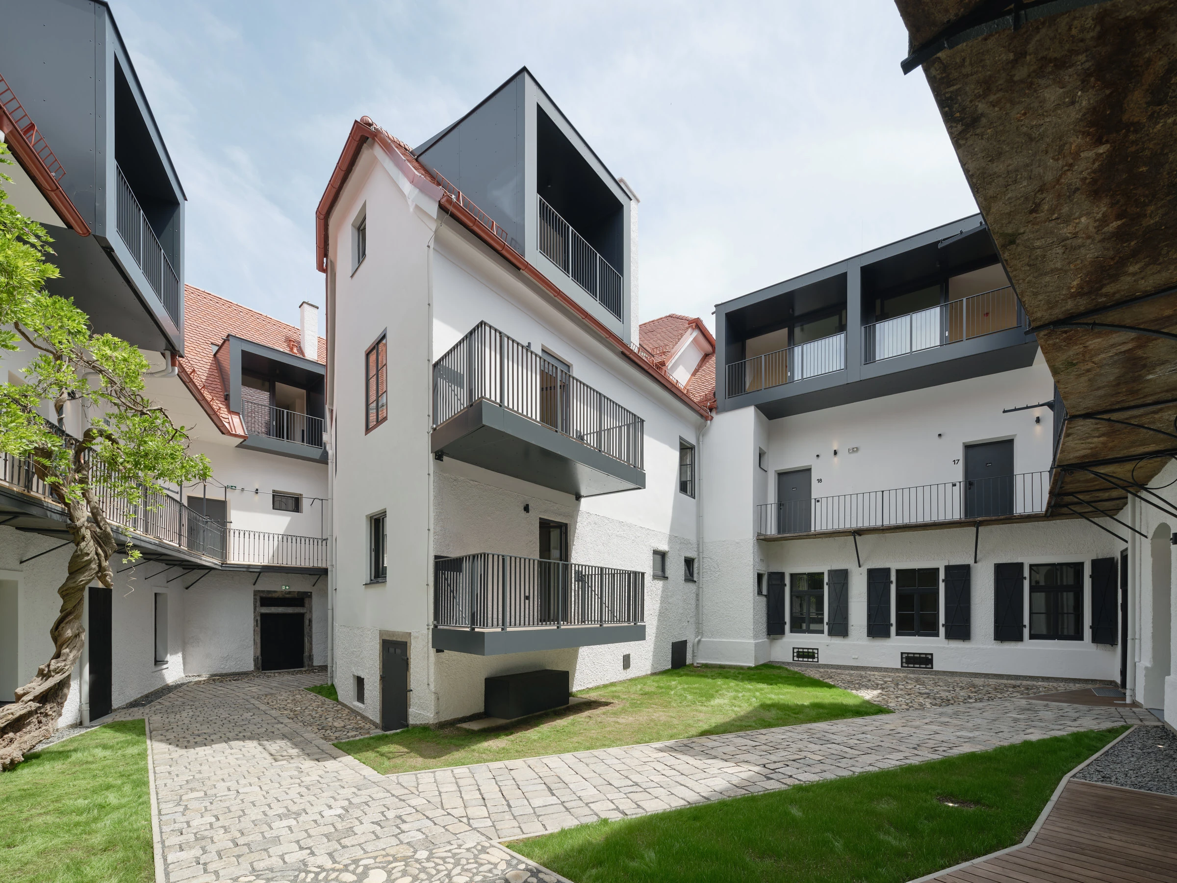 Kein Alt-Text zur Verfügung gestellt.