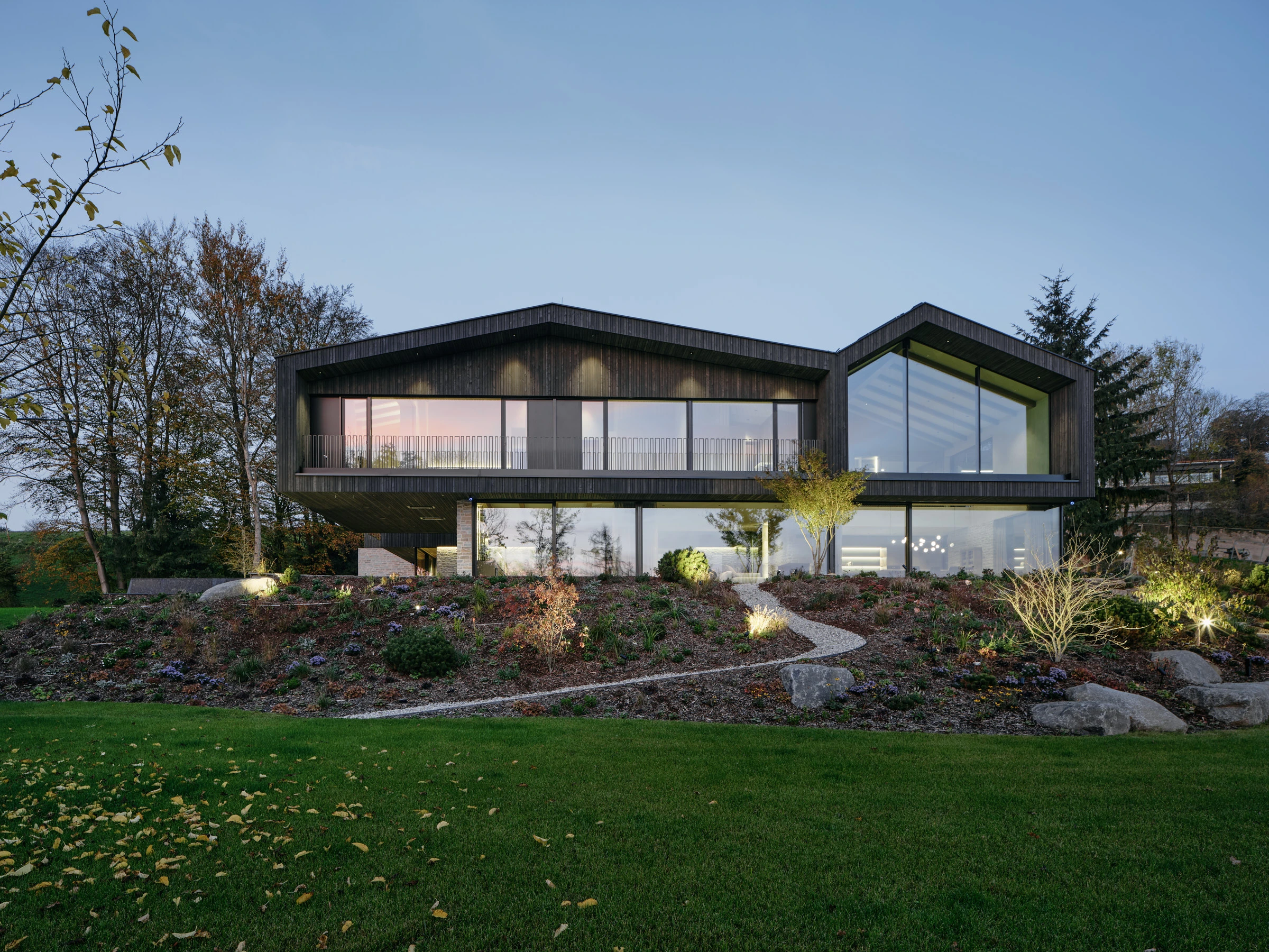 Kein Alt-Text zur Verfügung gestellt.