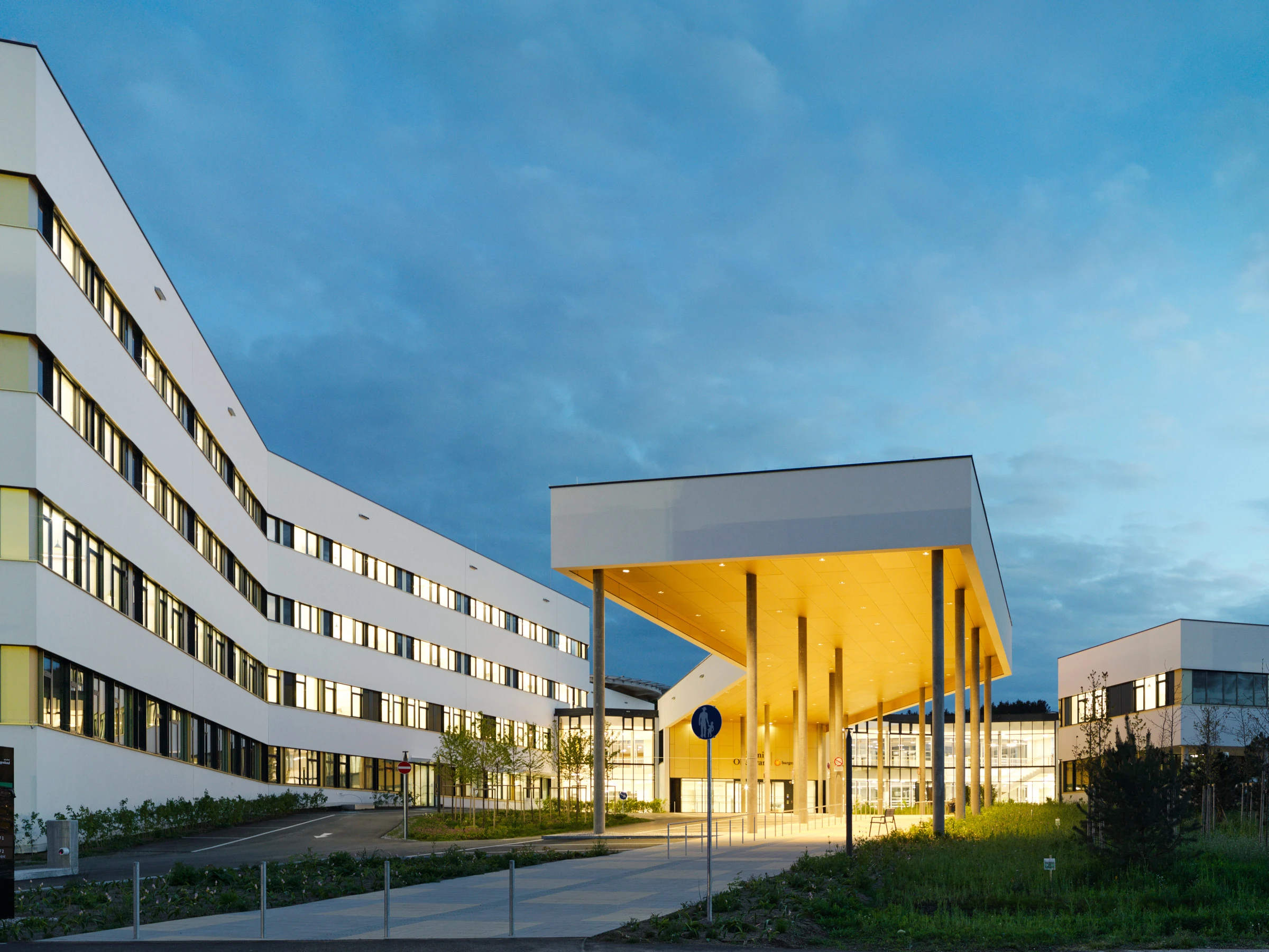 Kein Alt-Text zur Verfügung gestellt.