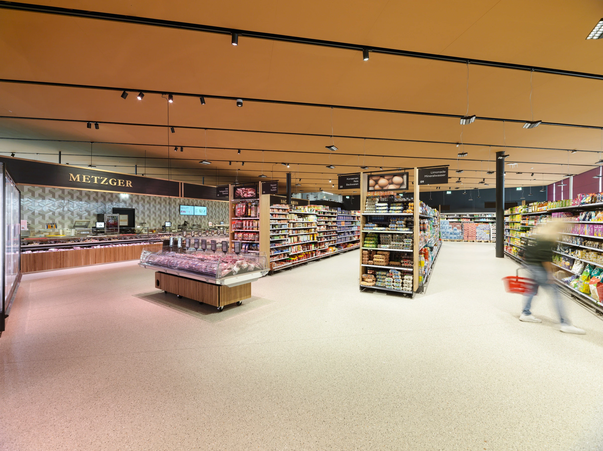 Kein Alt-Text zur Verfügung gestellt.