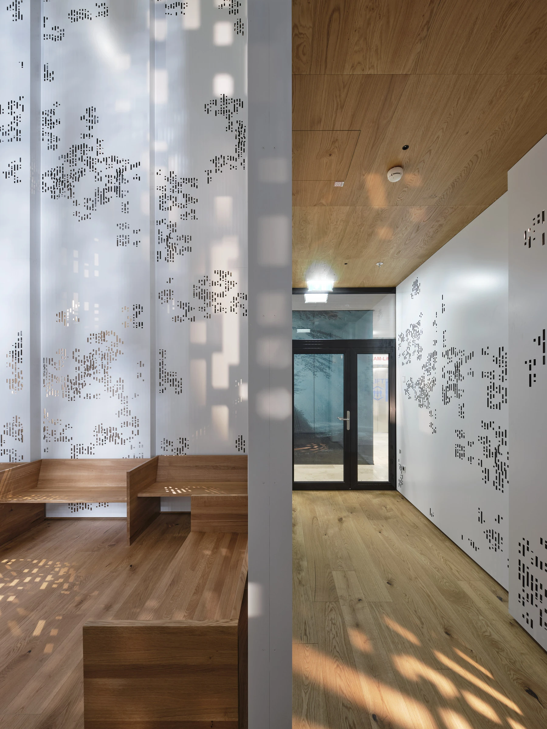 Kein Alt-Text zur Verfügung gestellt.