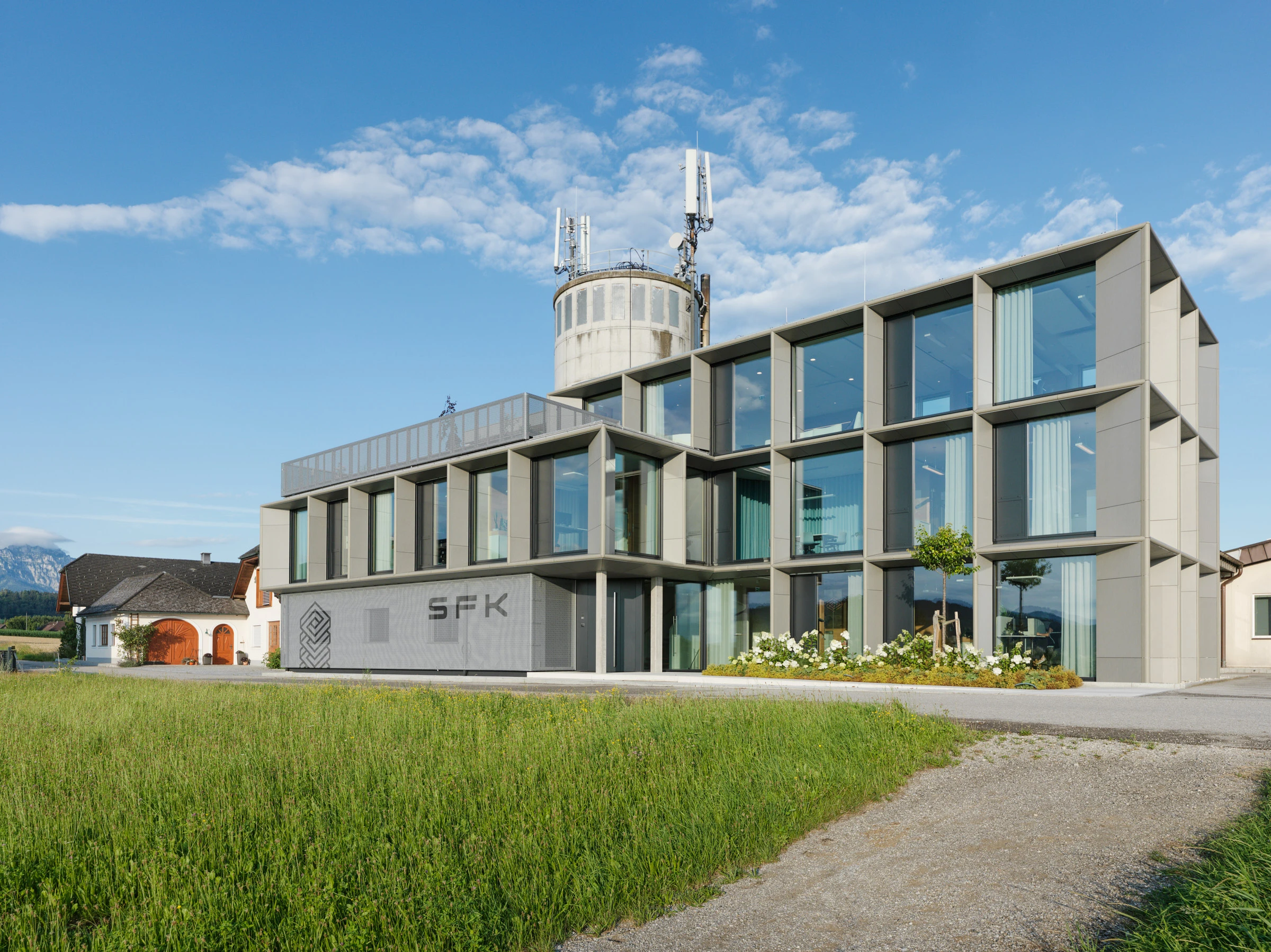 Kein Alt-Text zur Verfügung gestellt.