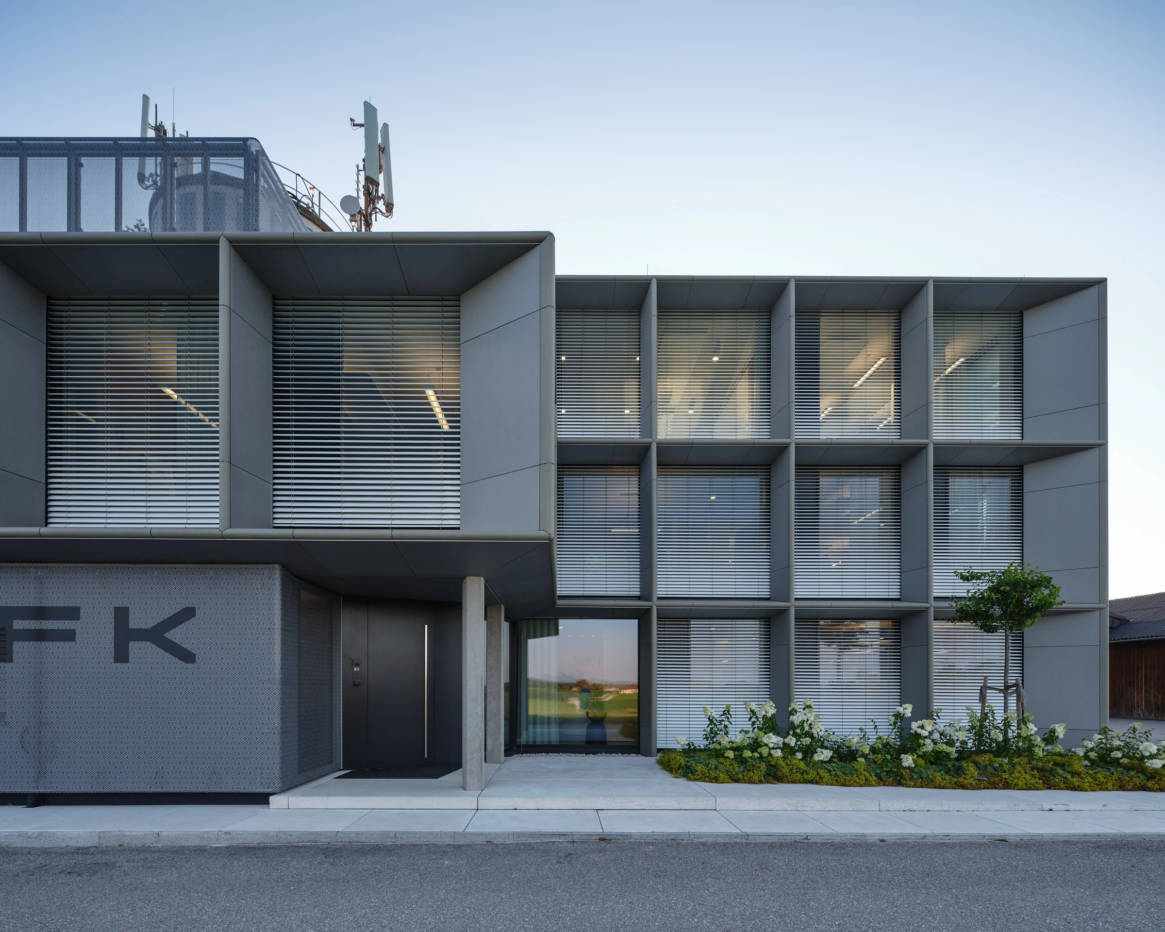 Kein Alt-Text zur Verfügung gestellt.