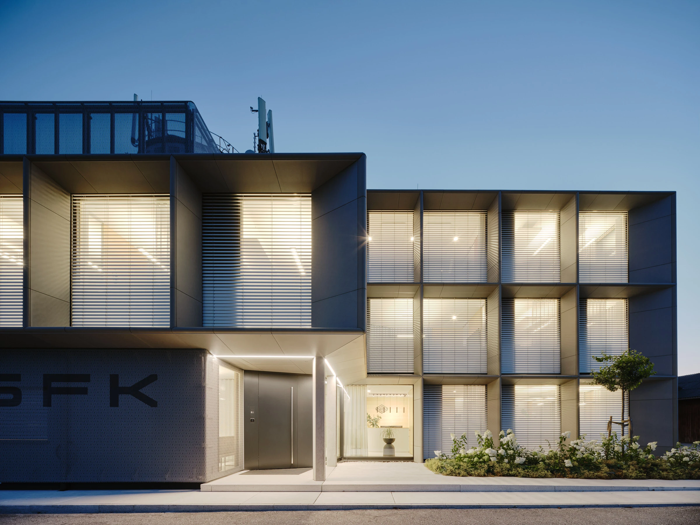 Kein Alt-Text zur Verfügung gestellt.