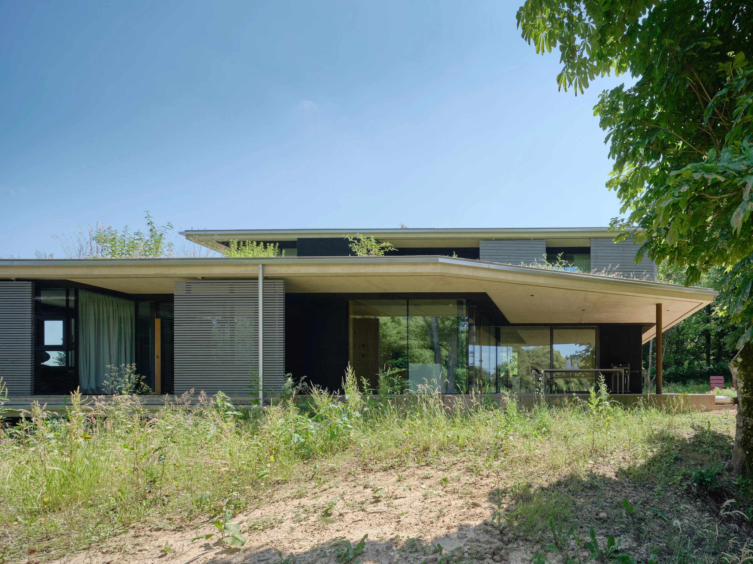 Kein Alt-Text zur Verfügung gestellt.