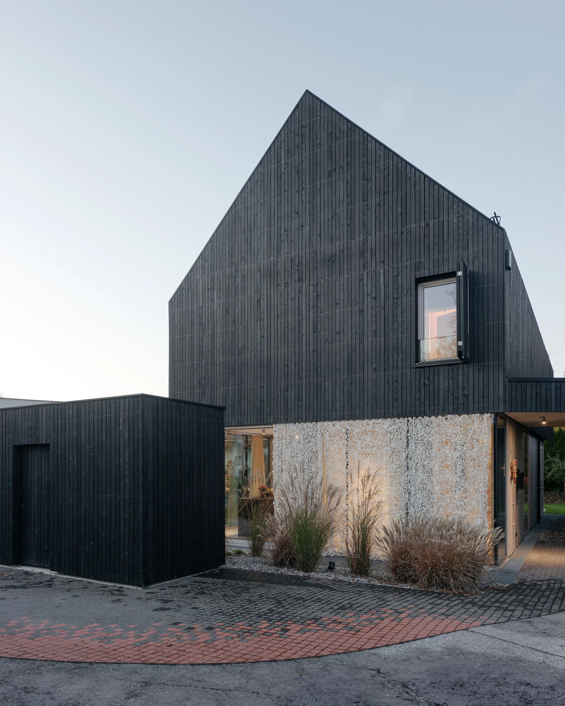 Kein Alt-Text zur Verfügung gestellt.