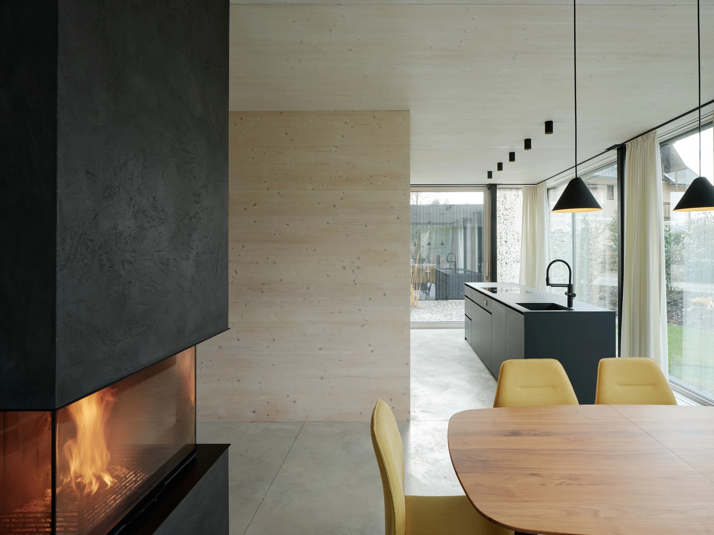 Kein Alt-Text zur Verfügung gestellt.