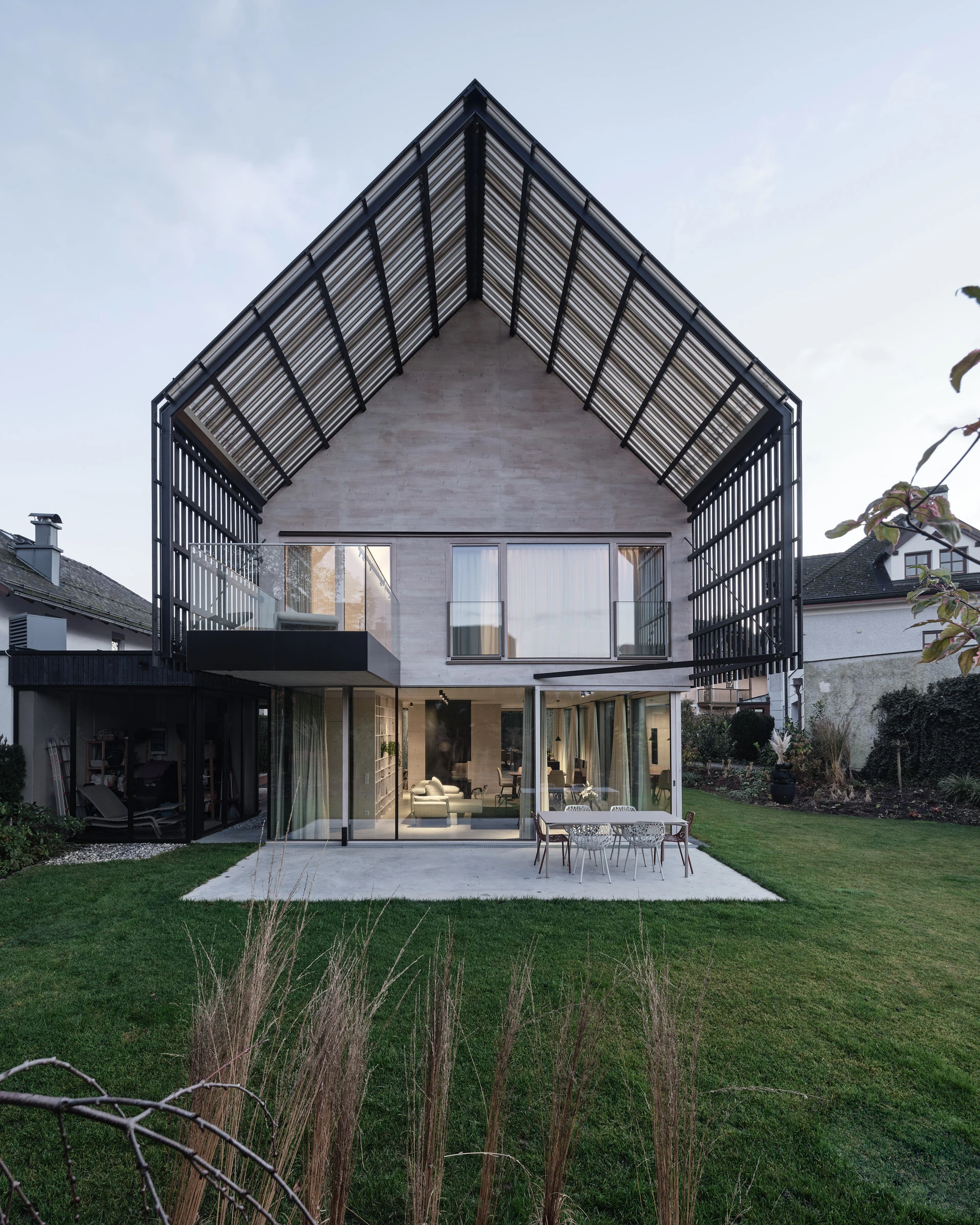 Kein Alt-Text zur Verfügung gestellt.