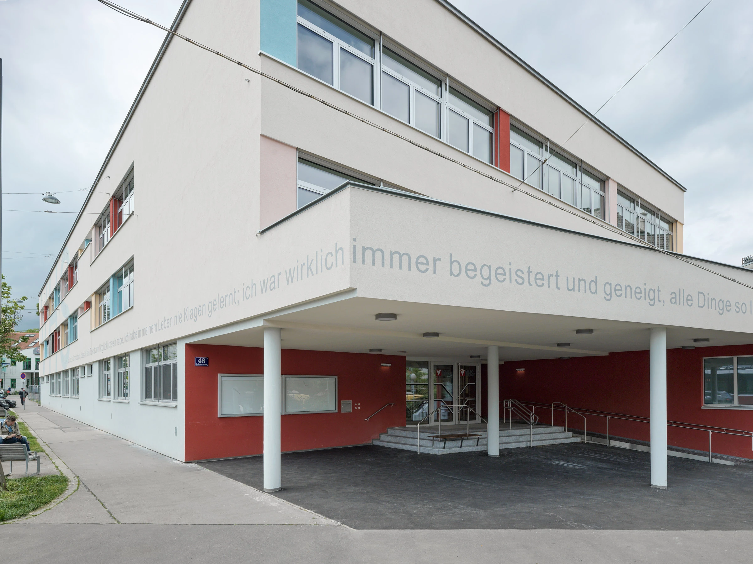 Kein Alt-Text zur Verfügung gestellt.