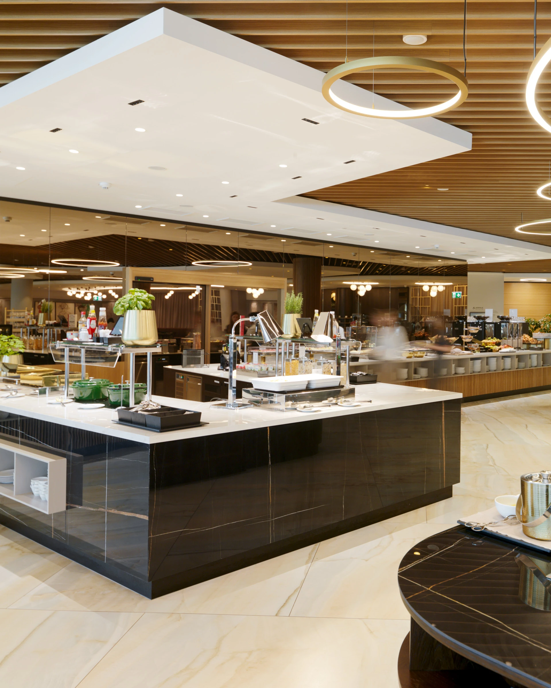 Kein Alt-Text zur Verfügung gestellt.