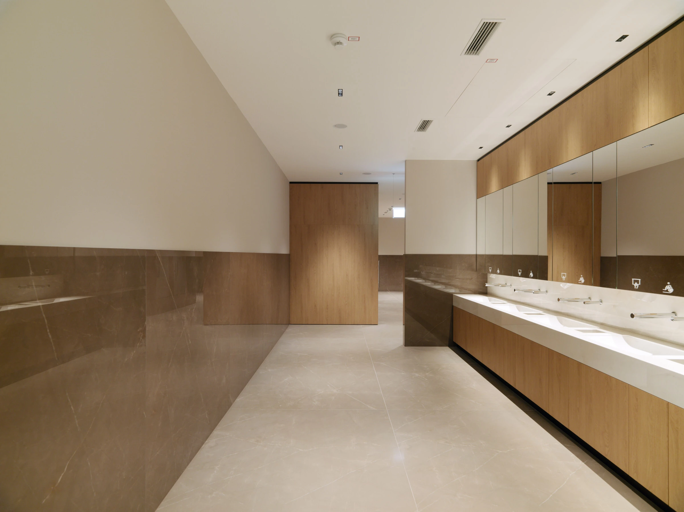 Kein Alt-Text zur Verfügung gestellt.