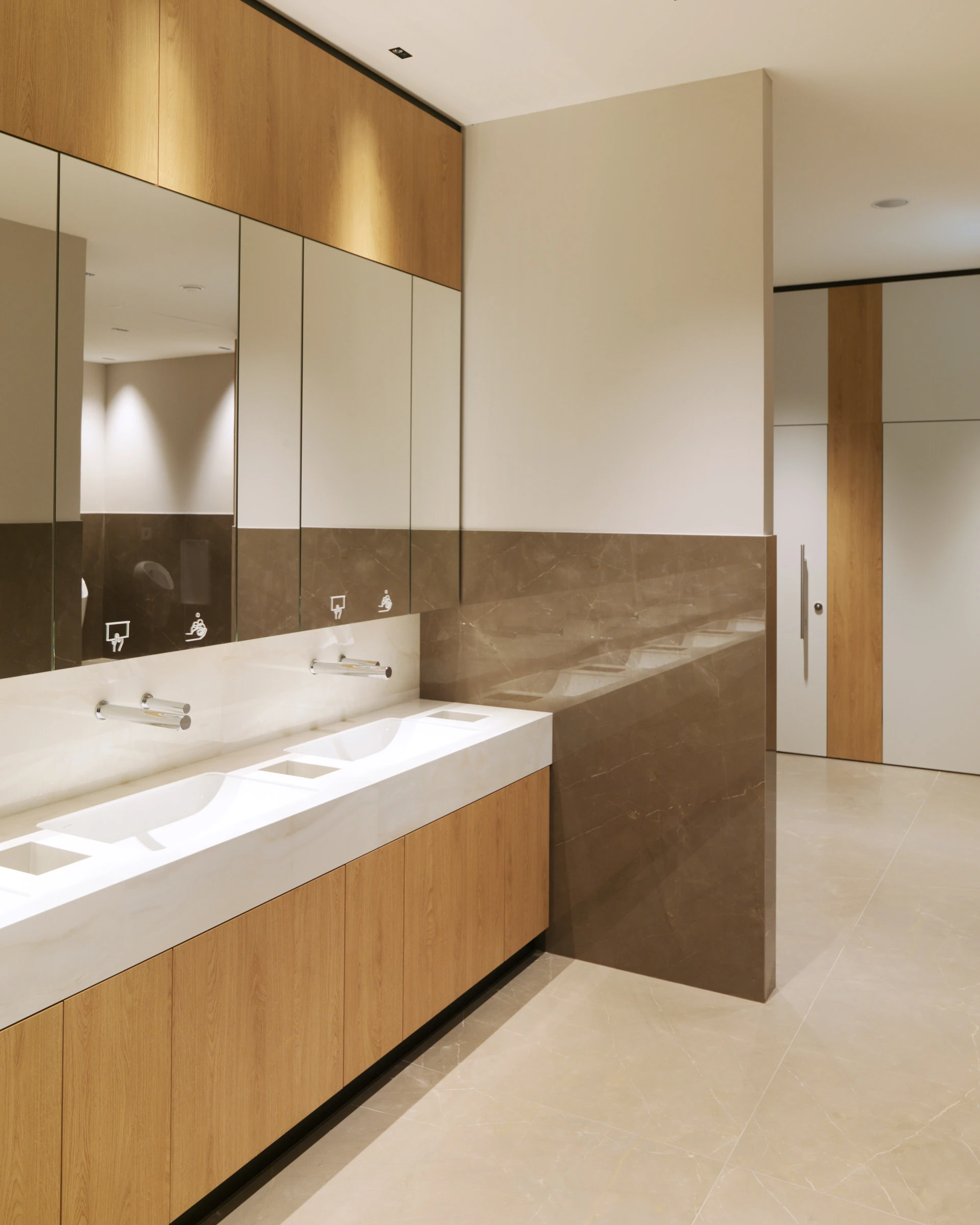 Kein Alt-Text zur Verfügung gestellt.