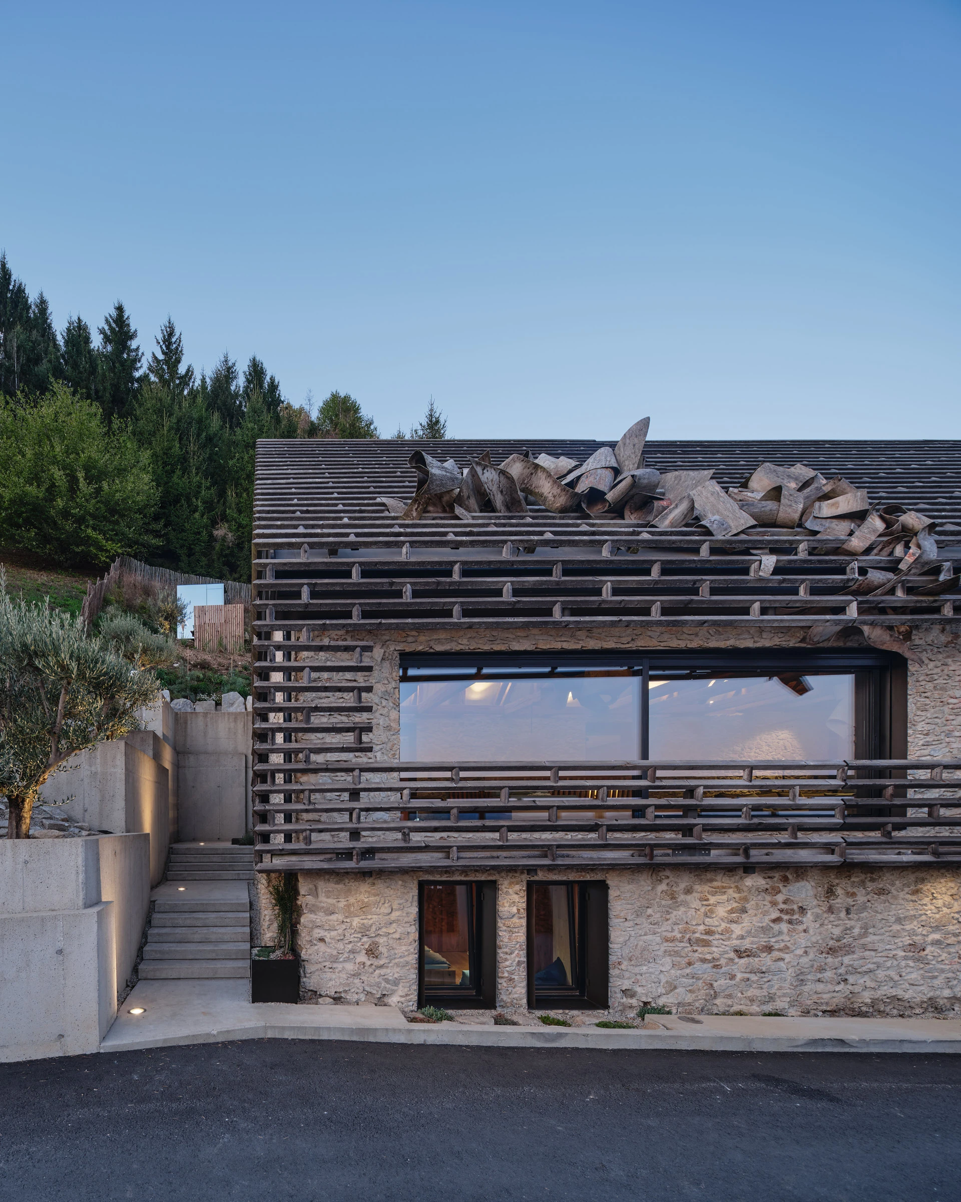 Kein Alt-Text zur Verfügung gestellt.