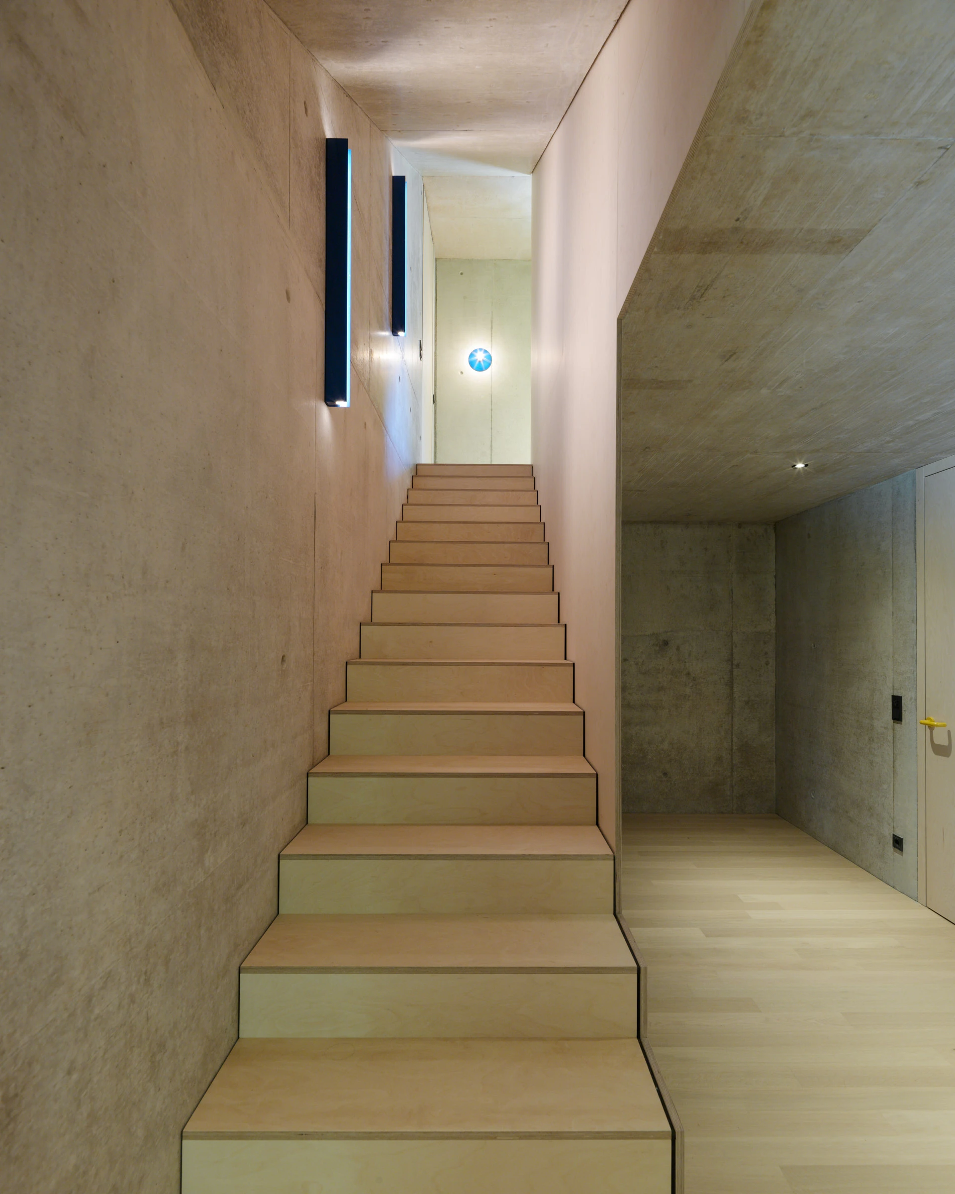 Kein Alt-Text zur Verfügung gestellt.