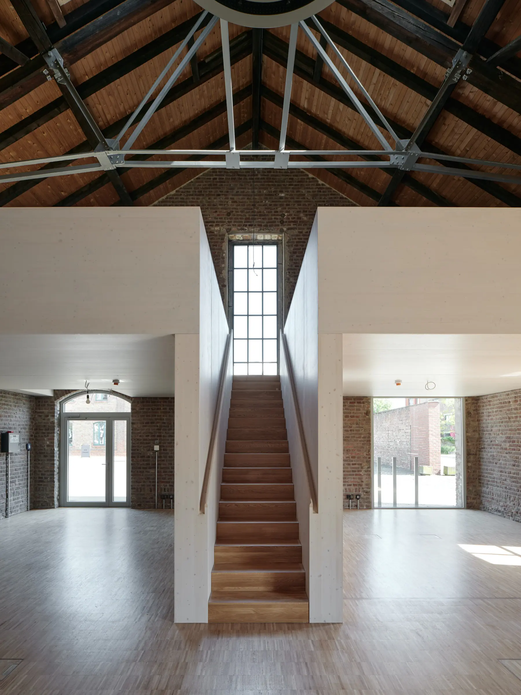 Kein Alt-Text zur Verfügung gestellt.