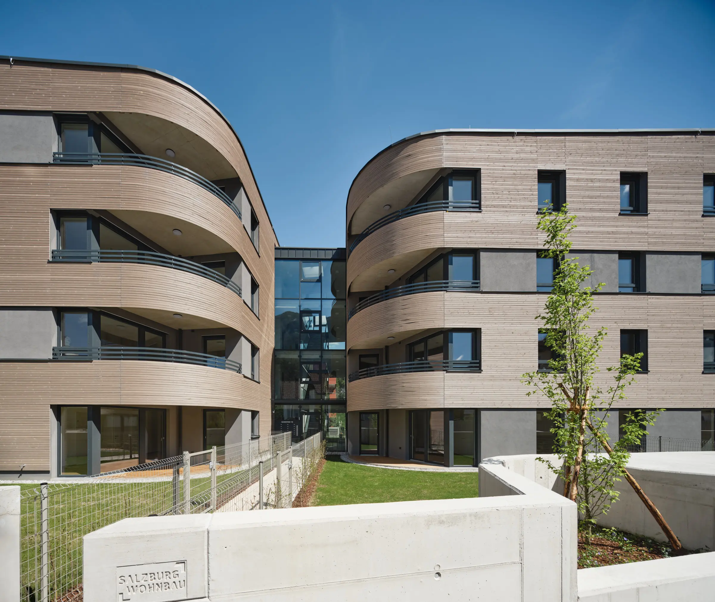 Kein Alt-Text zur Verfügung gestellt.