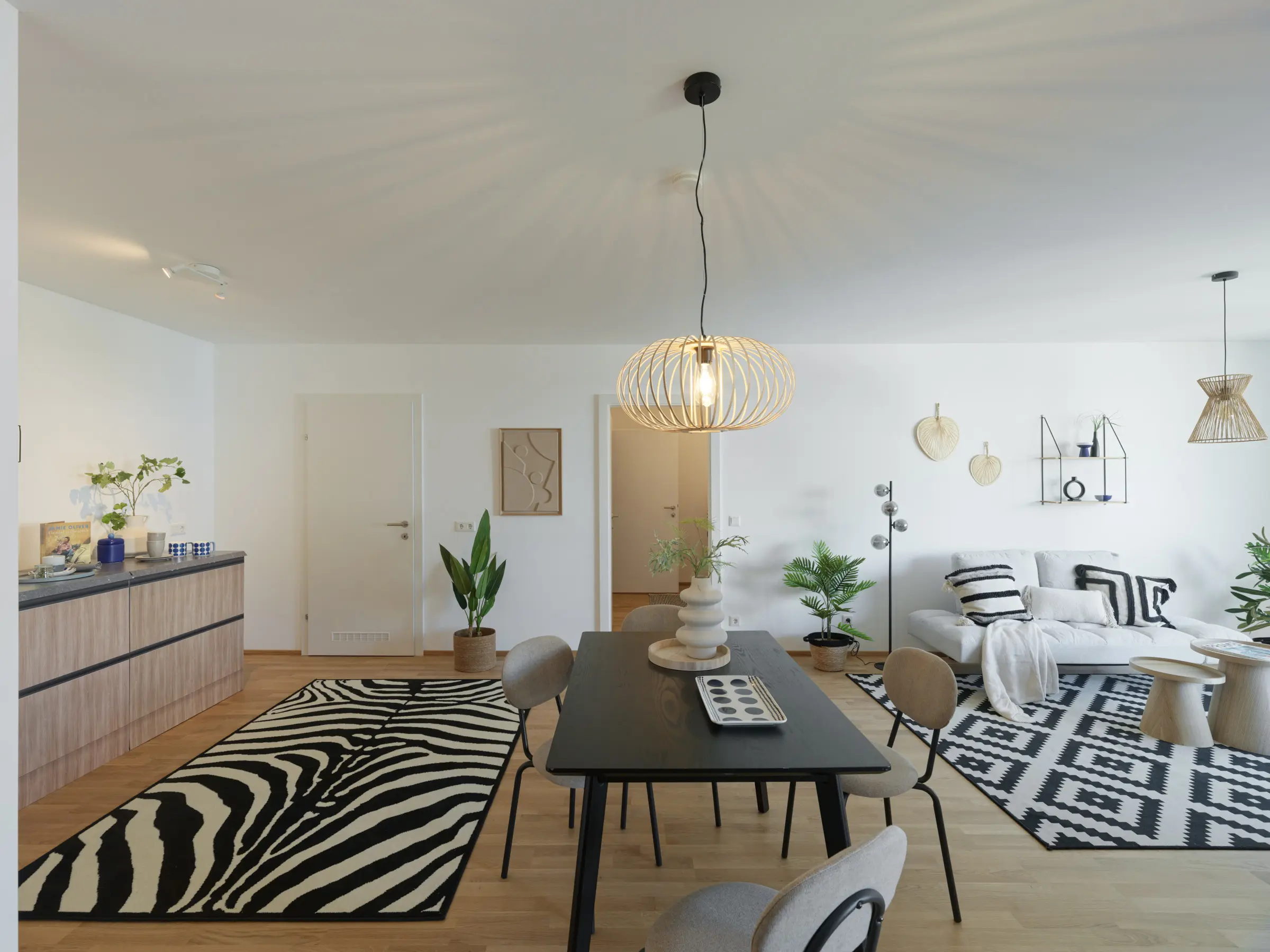 Kein Alt-Text zur Verfügung gestellt.