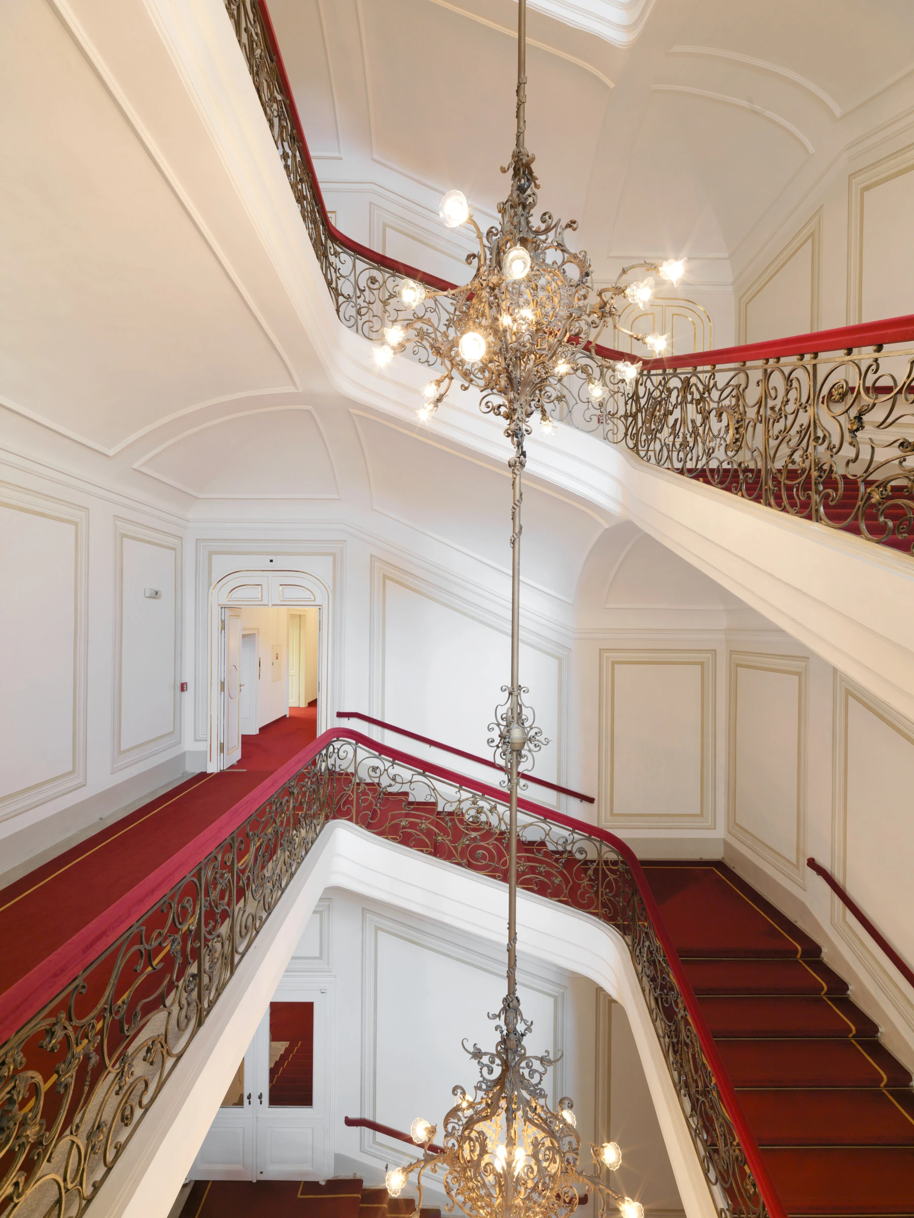 Kein Alt-Text zur Verfügung gestellt.