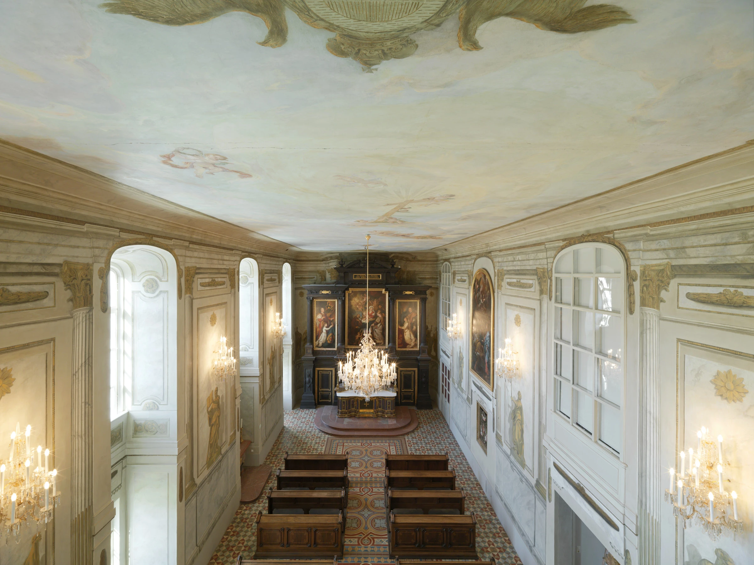 Kein Alt-Text zur Verfügung gestellt.