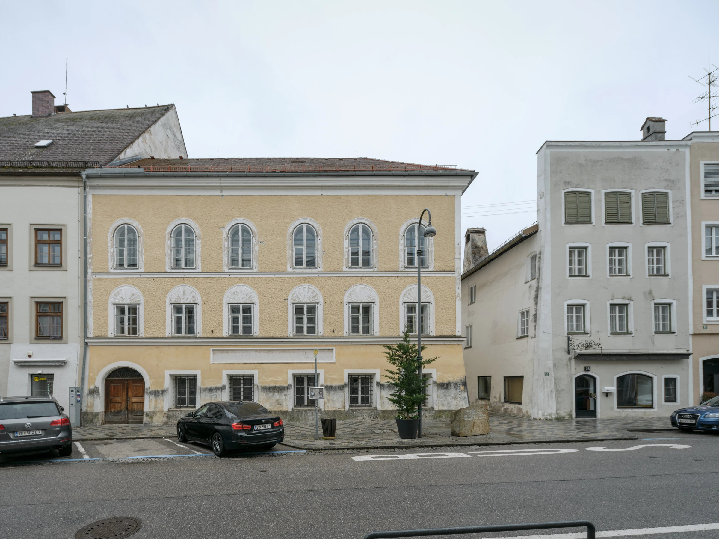 Kein Alt-Text zur Verfügung gestellt.