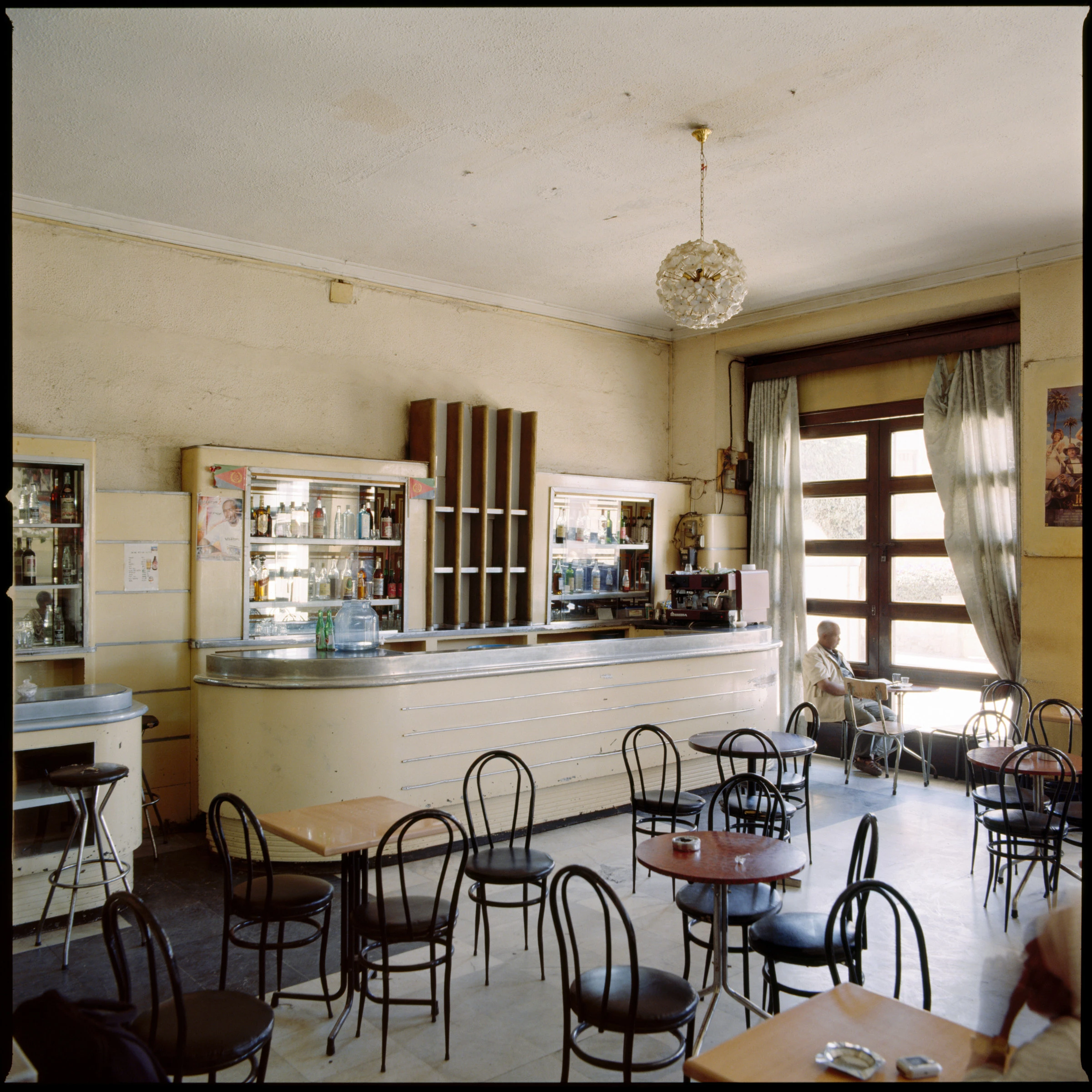 Kein Alt-Text zur Verfügung gestellt.