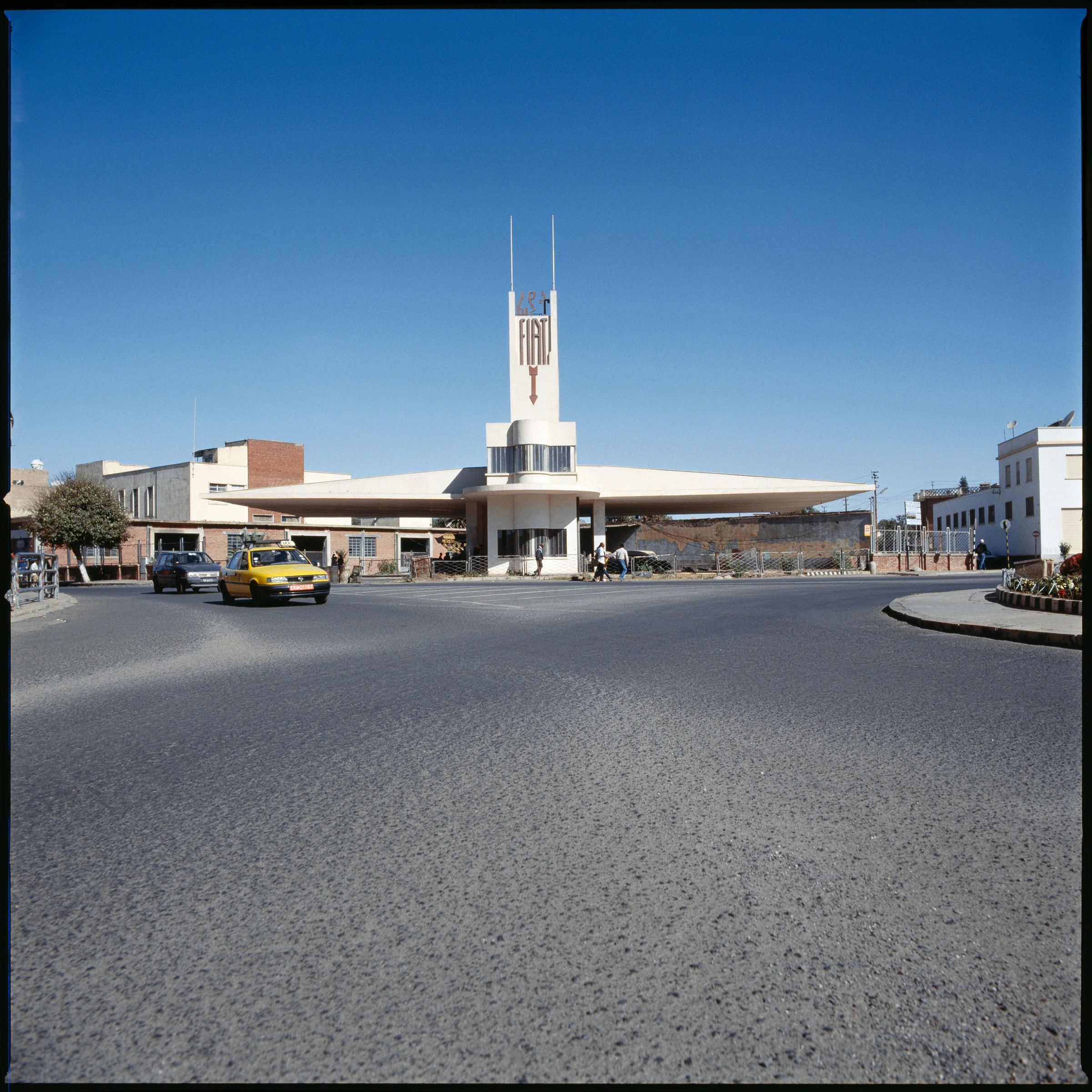 Kein Alt-Text zur Verfügung gestellt.