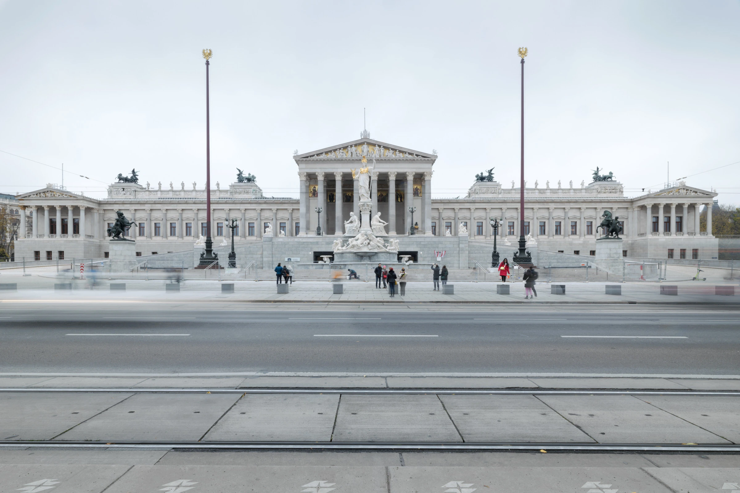 Kein Alt-Text zur Verfügung gestellt.