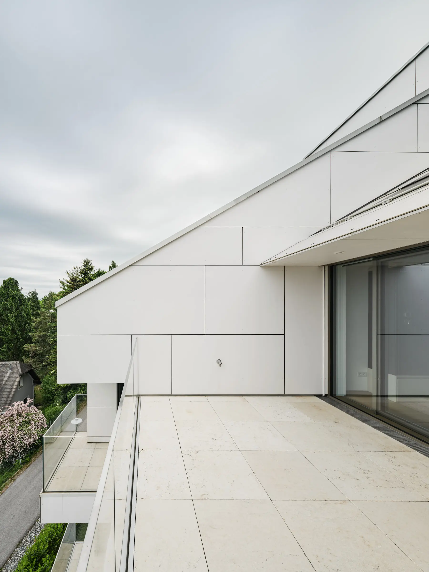 Kein Alt-Text zur Verfügung gestellt.