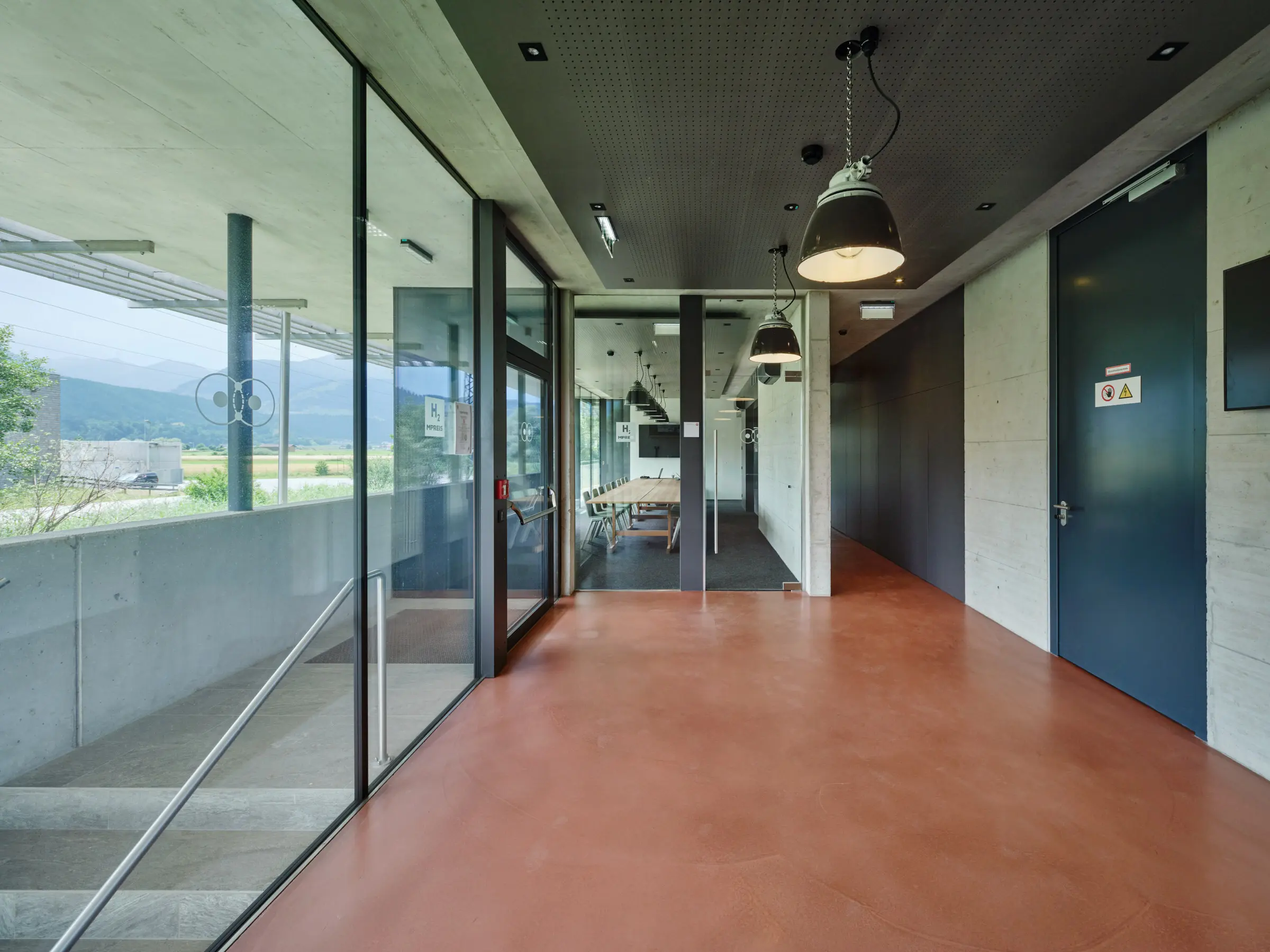 Kein Alt-Text zur Verfügung gestellt.