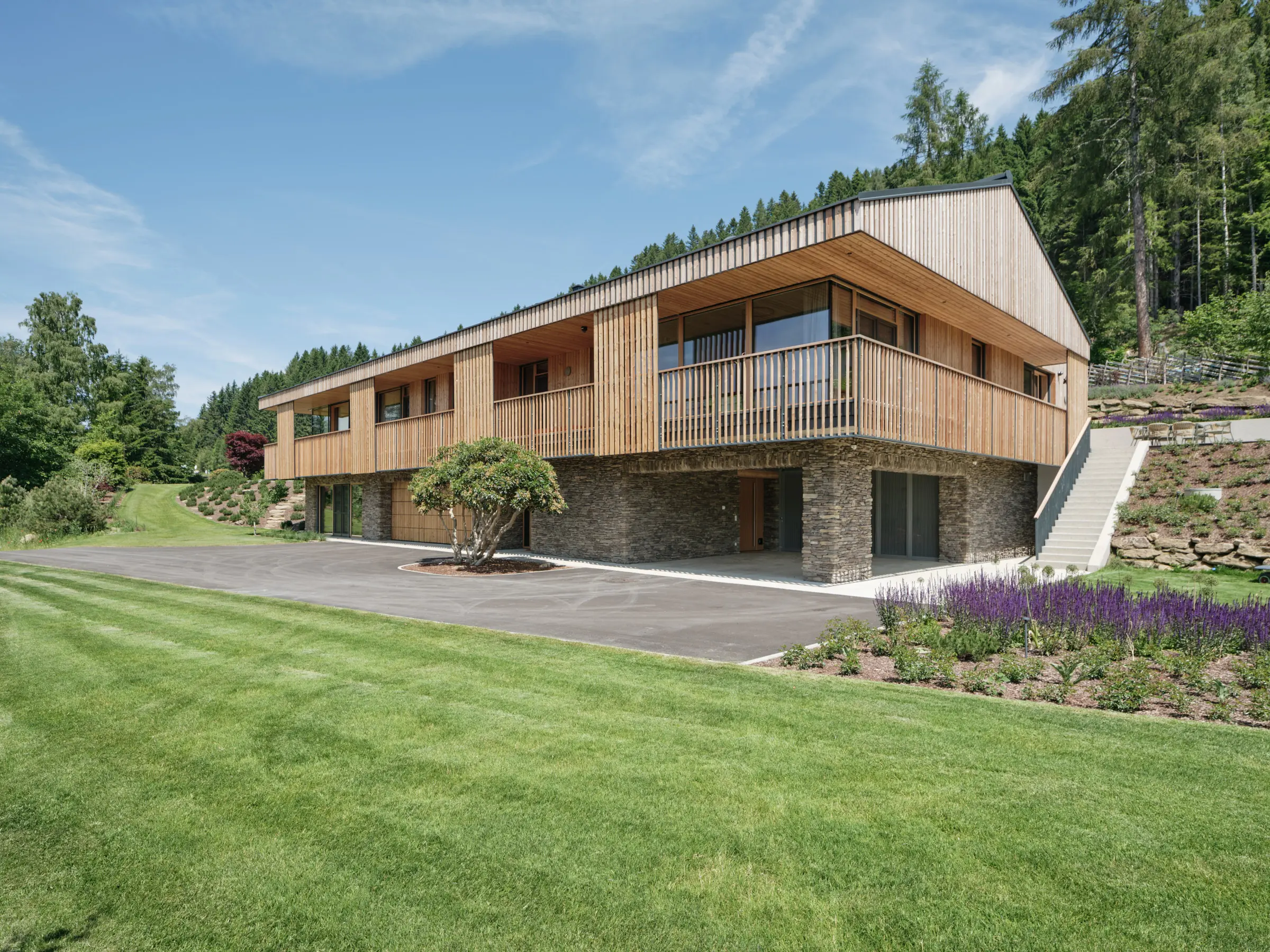 Kein Alt-Text zur Verfügung gestellt.